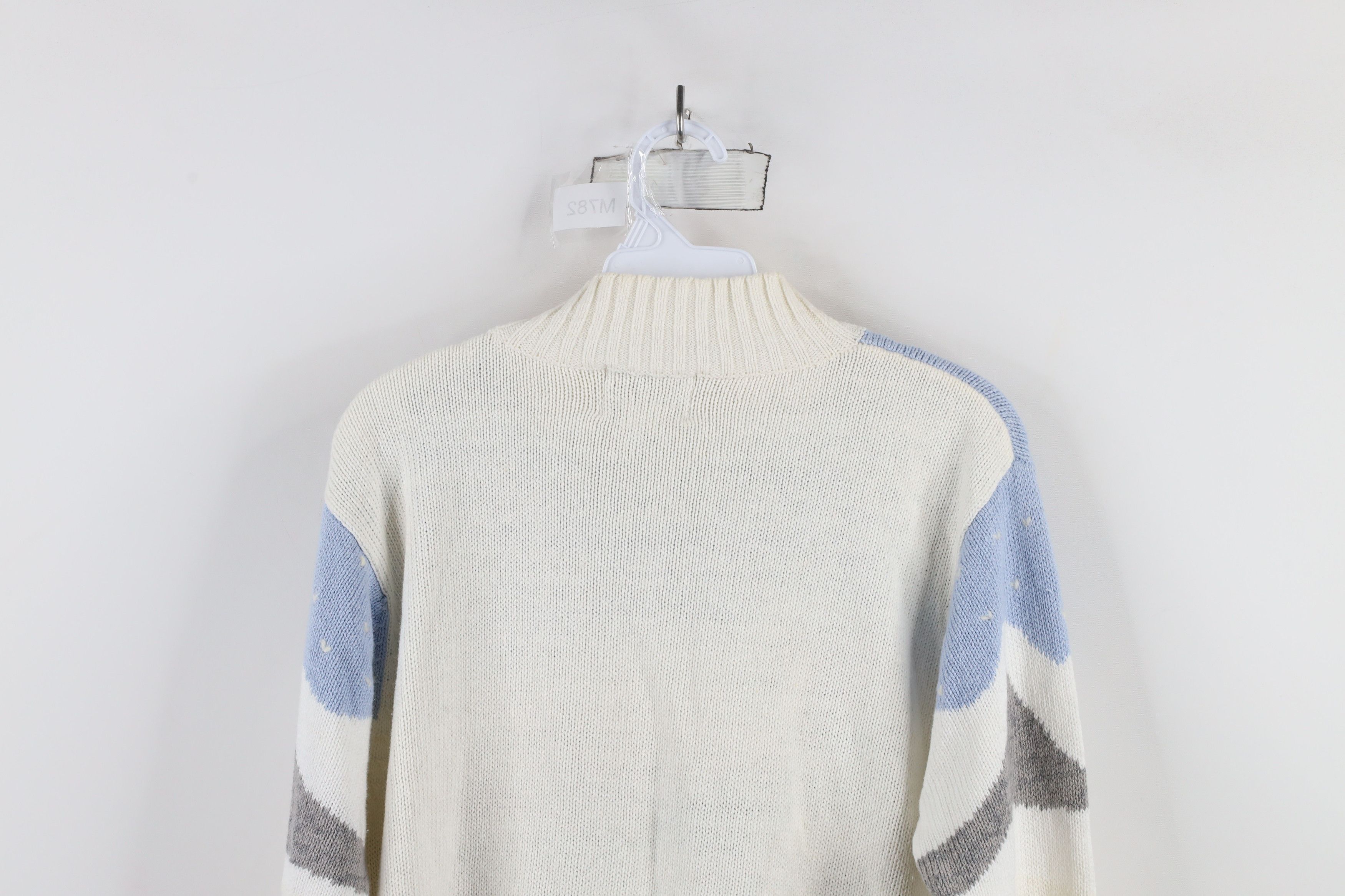 Vintage Vintage 90s Streetwear Snow Town All Over Print Sweater Size S / US 4 / IT 40 - 13 Thumbnail