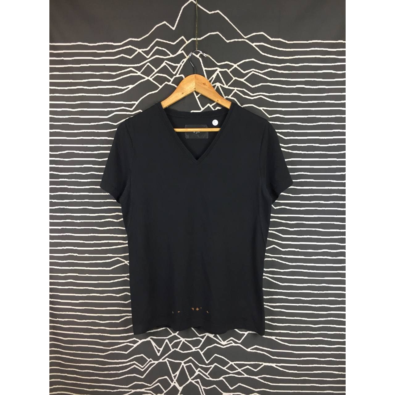 Japanese Brand × wjk WJK Japanese Brand Plain Casual V-Neck Tee Size US S / EU 44-46 / 1 - 2 Thumbnail
