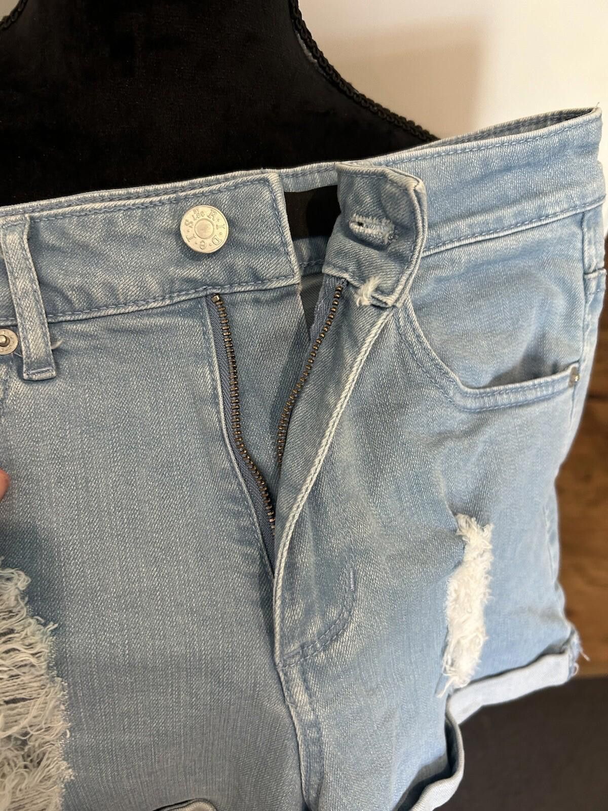 Lee Riders By Lee Denim Blue Jean Shorts Reg Fit Zip - Sz 7 (003 Size 25" / US 0 / IT 36 - 8 Thumbnail