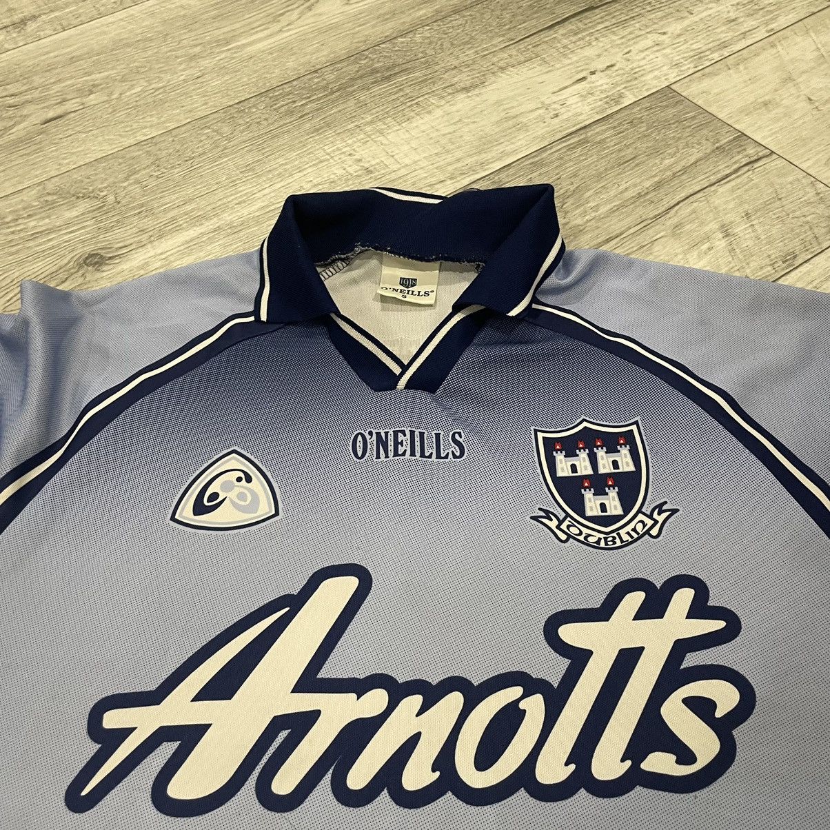 Vintage DUBLIN GAA Jersey O'NEILS Gaelic Goalkeeper tee shir ARNOTTS Size US S / EU 44-46 / 1 - 2 Thumbnail