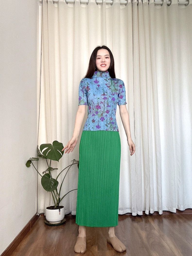 Issey Miyake Issey Miyake size:3 Blue pleated short-sleeved shirt Size S / US 4 / IT 40 - 1 Thumbnail