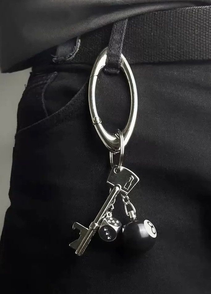 Japanese Brand Vintage y2k oval carabiner dice key snooker 8 ball keychain Size ONE SIZE - 2 Thumbnail