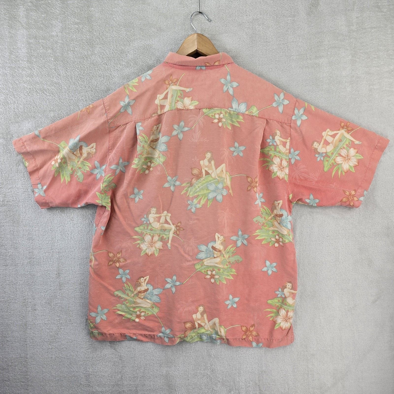 Tommy Bahama Tommy Bahama Large Silk Hawaiian Shirt Pinup Girl Coral Size US L / EU 52-54 / 3 - 6 Thumbnail