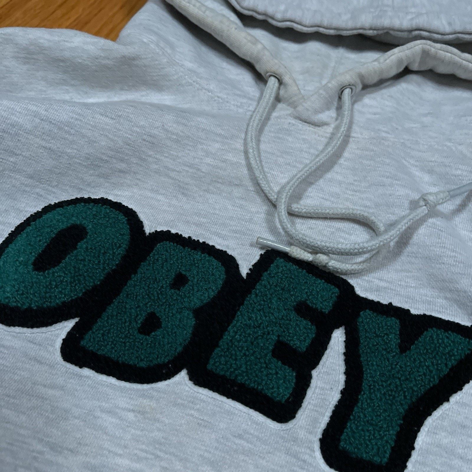 Obey Obey Hoodie Skater Raised Logo Heather Gray Y2K Medium Size US M / EU 48-50 / 2 - 3 Thumbnail