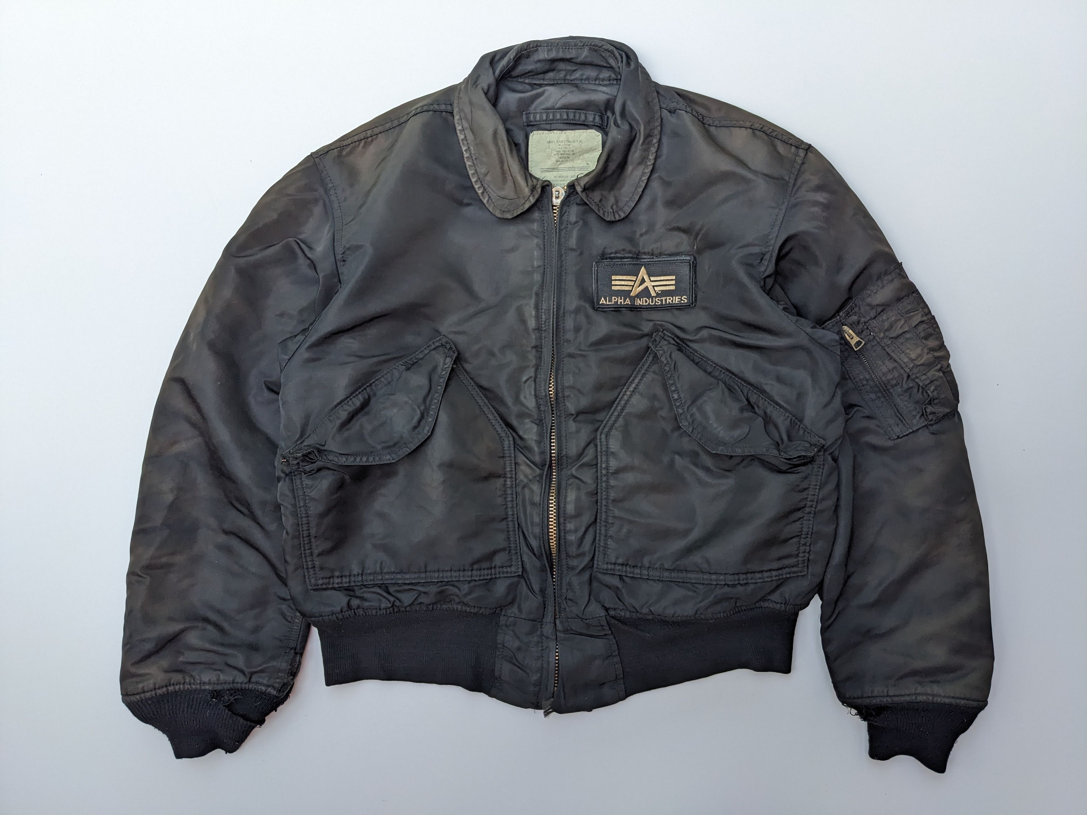 Alpha Industries × Vintage Vintage Alpha Industries sunfaded bomber jacket Size US M / EU 48-50 / 2 - 1 Thumbnail