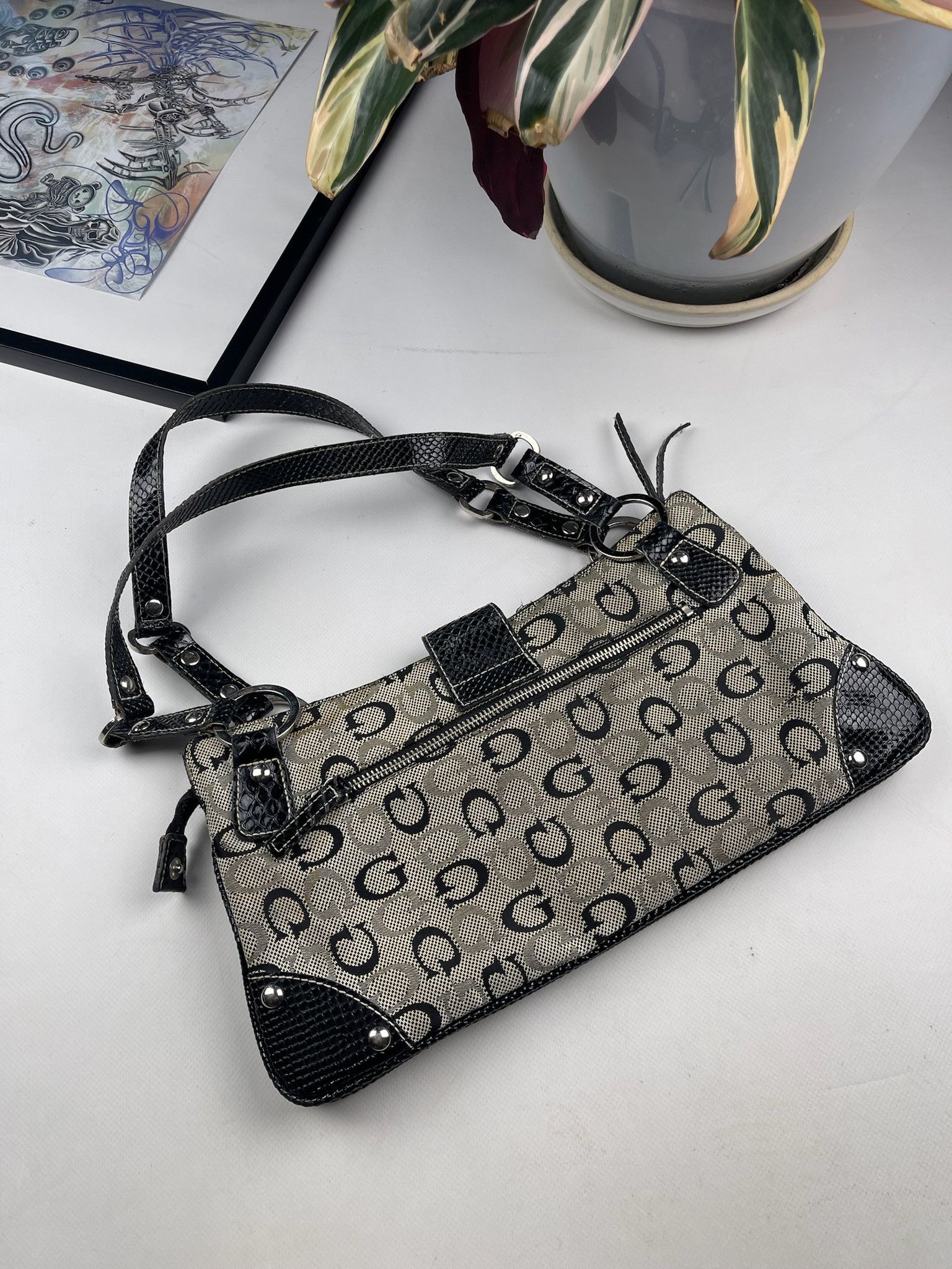 Guess Guess vintage buckle logo bag baguette mini 00s Y2k Handbag Size ONE SIZE - 5 Thumbnail