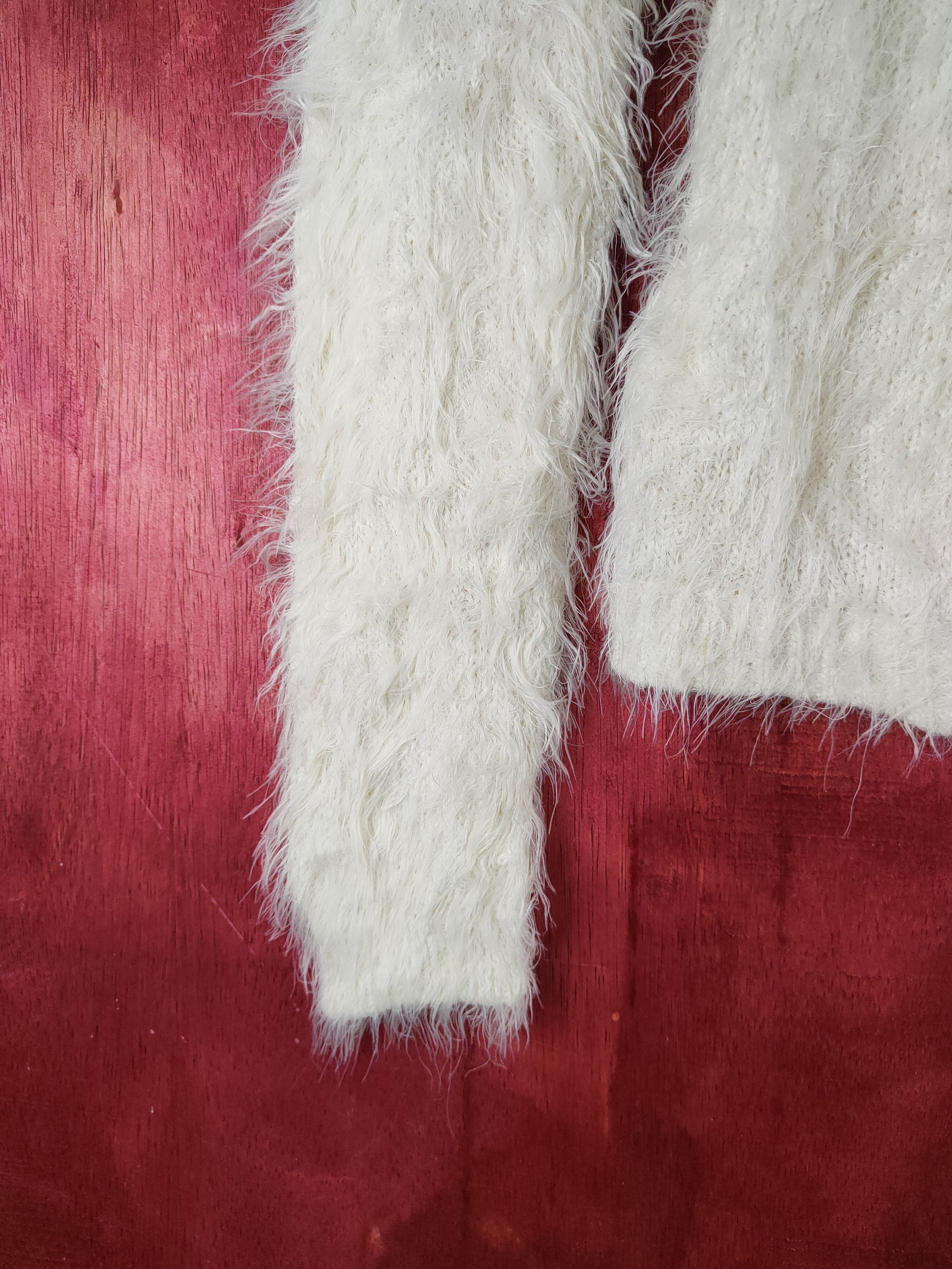 Japanese Brand × Vintage Cool Vintage 💥 Cecil McBee Cream Fur Mohair Knitwear Size M / US 6-8 / IT 42-44 - 4 Thumbnail
