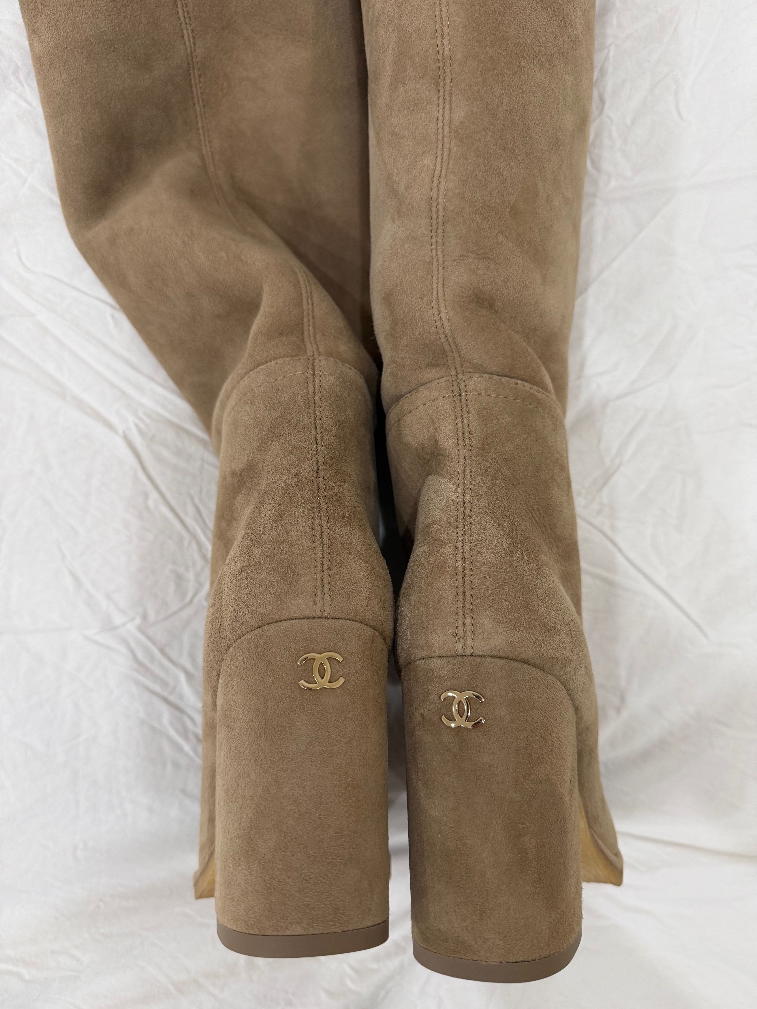 Chanel 24K Suede Shearling Fur Thigh High OTK Block Heel Boots 37 Size US 7 / IT 37 - 23 Thumbnail