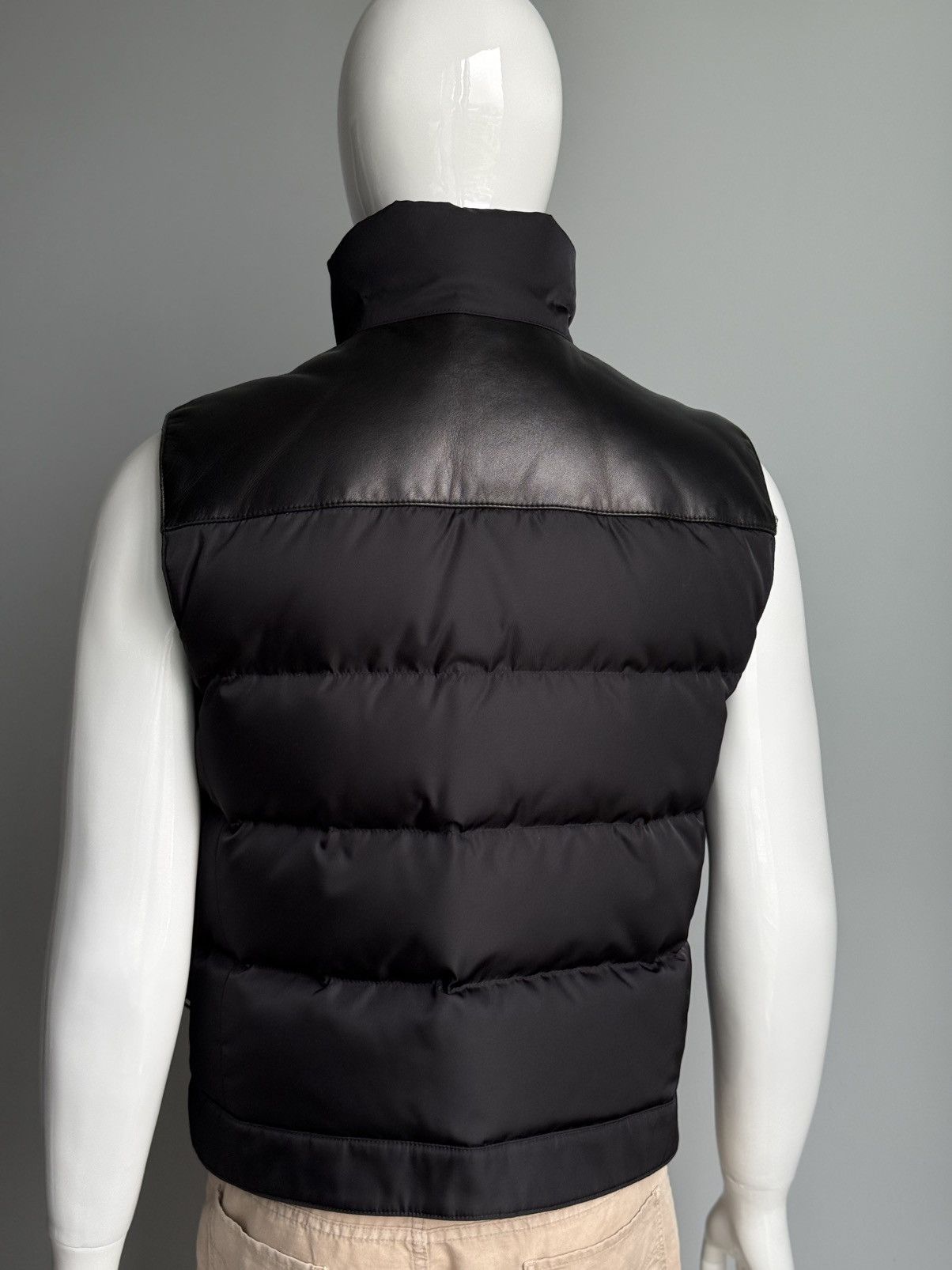 Prada Prada Badge Logo Cargo Gabardine Nylon/Lamb Puffer Down Vest Size US M / EU 48-50 / 2 - 8 Thumbnail