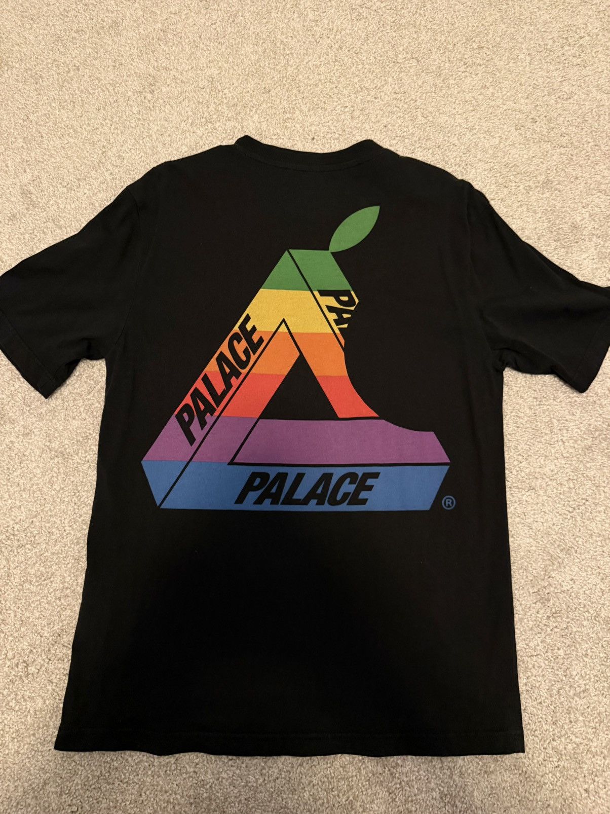 Palace Palace Apple Logo Tee Size US M / EU 48-50 / 2 - 2 Thumbnail