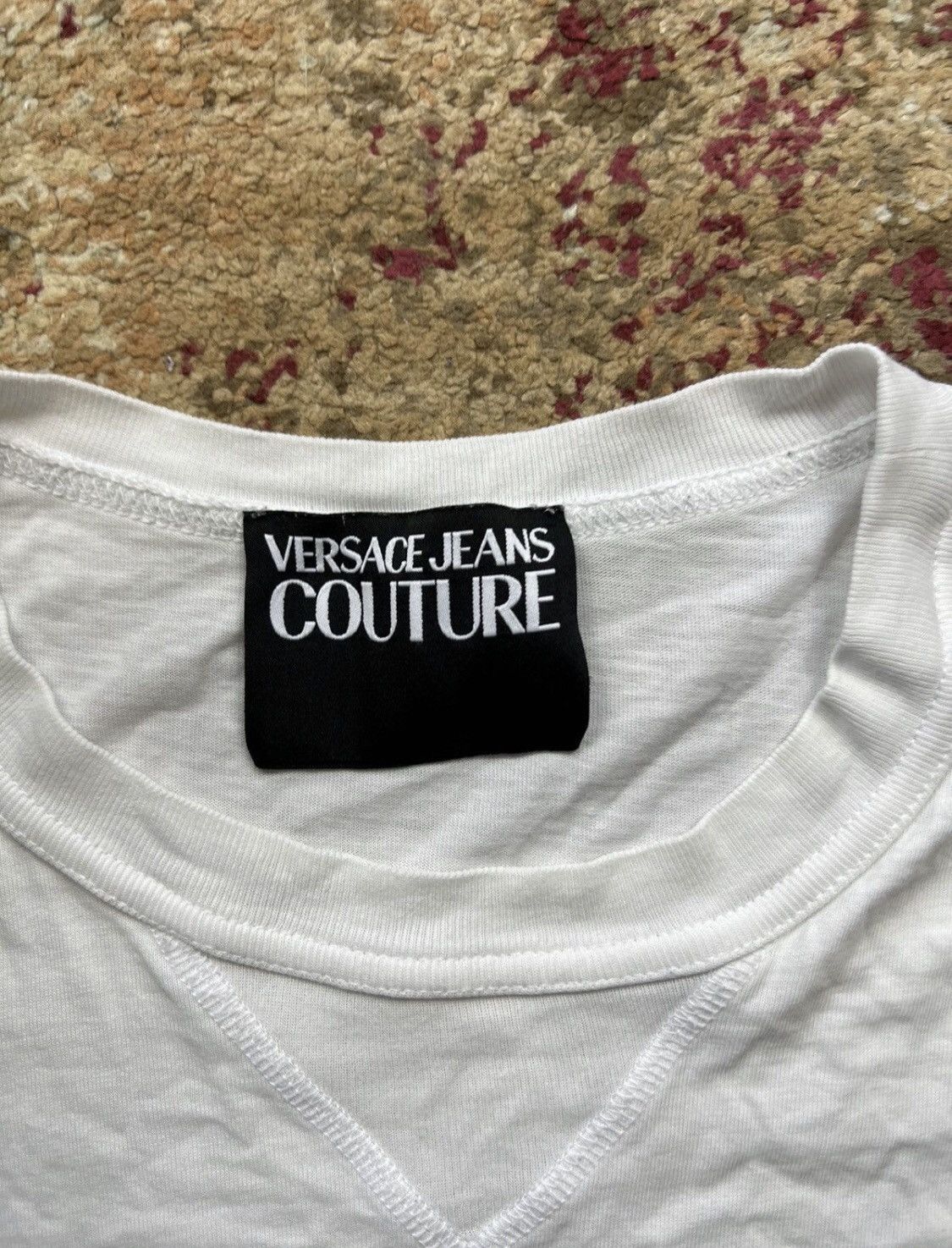 Versace Jeans Couture × Vintage 90’s VERSACE JEANS COUTURE BIG CENTRAL LOGO TEE OLD MONEY Size US XL / EU 56 / 4 - 4 Thumbnail
