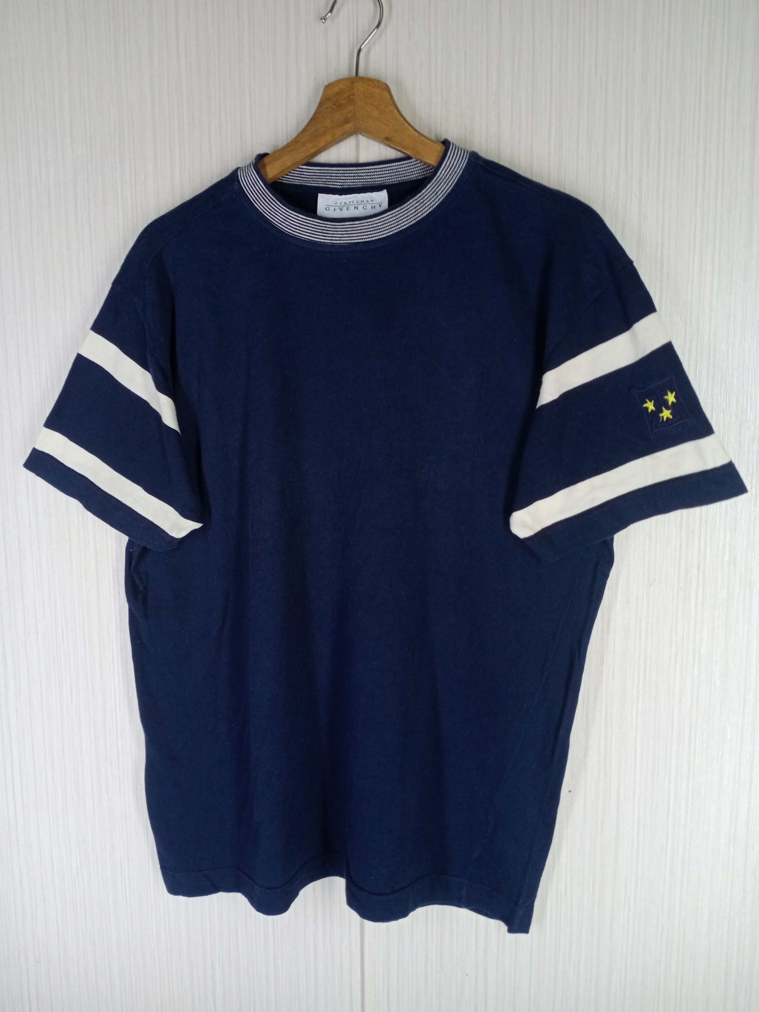 Givenchy Rare Vintage Givenchy Gentleman Tshirt Size US L / EU 52-54 / 3 - 2 Thumbnail