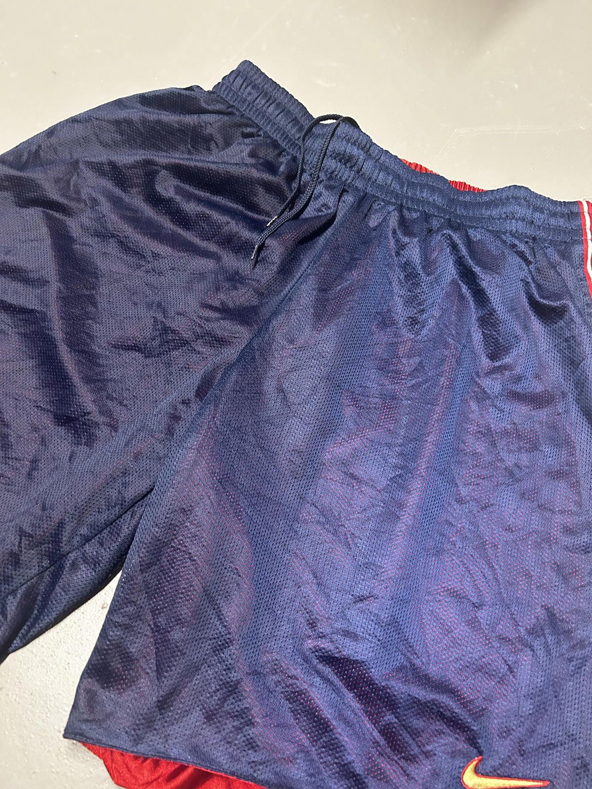 Nike Nike Team Sports Men's Athletic Shorts - Navy & Red Size US 36 / EU 52 - 3 Thumbnail