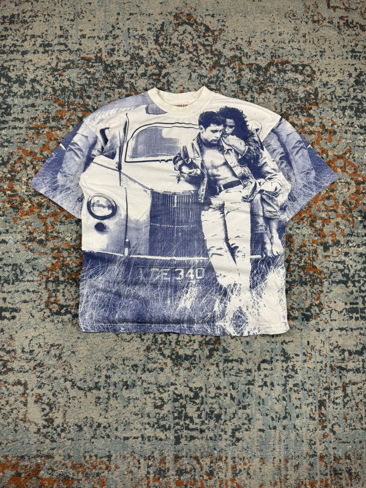 Vintage Vintage 90s Anthony Crickmay the outsiders all over print Size US XL / EU 56 / 4 - 1 Thumbnail