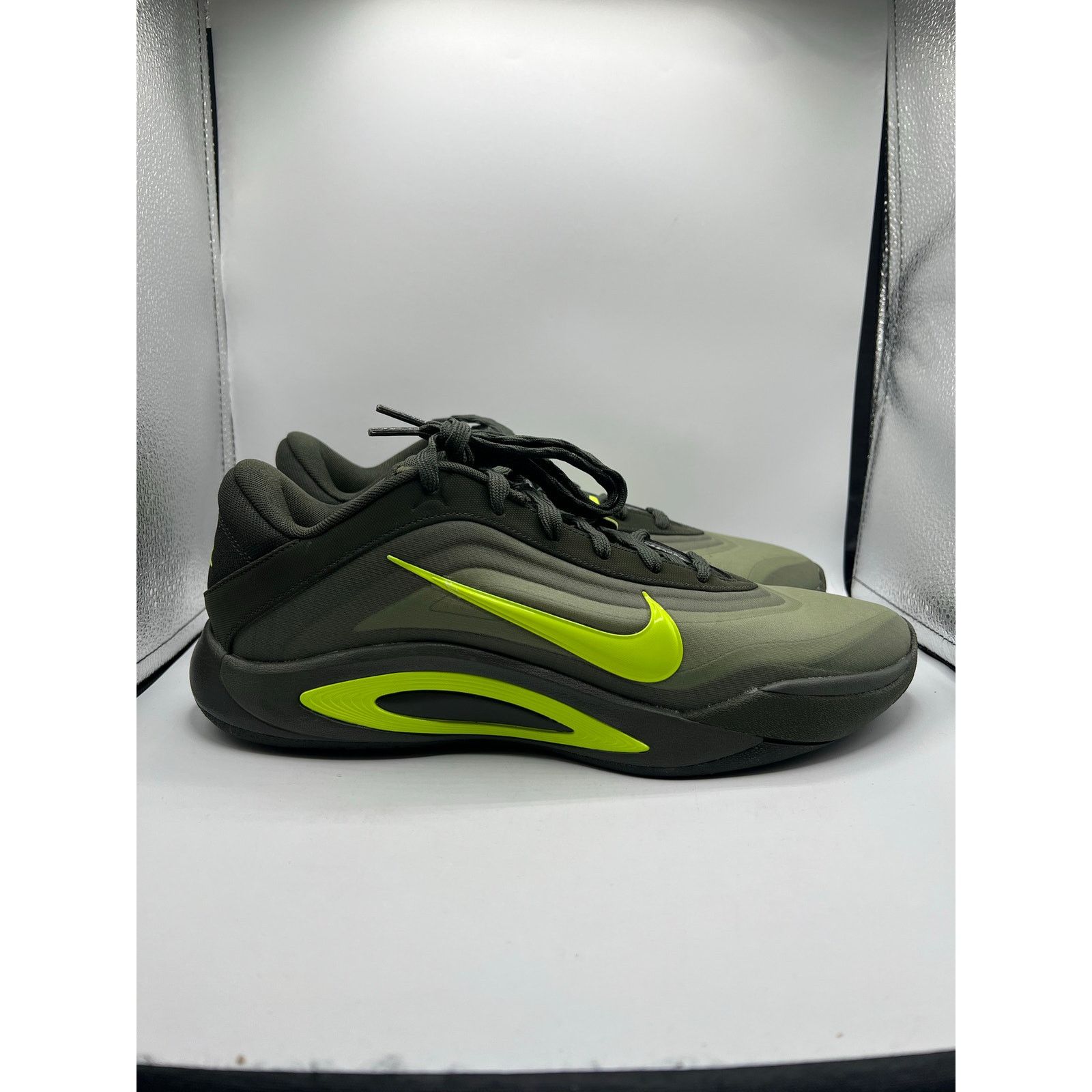 Nike Nike Women’s A’One “Sequoia” size 11.5 W Size US 11.5 / IT 41.5 - 3 Thumbnail