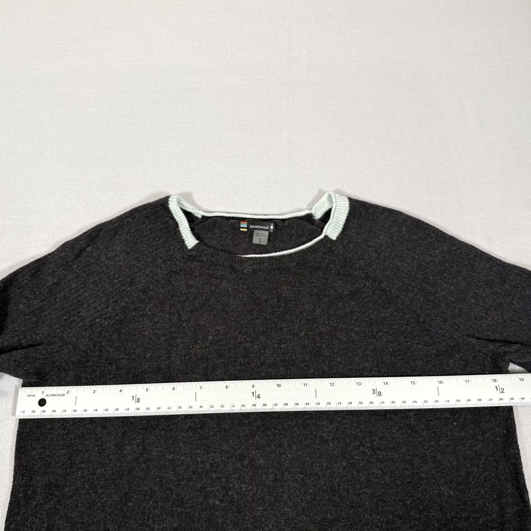 Smartwool SmartWool Sweater Womens Small Gray Bell Sleeve Pullover Crew Neck Knit Merino Wool Shirt 90s Winter Casual Womens Size S Regular Pullover Knit Top Size S / US 4 / IT 40 - 6 Thumbnail