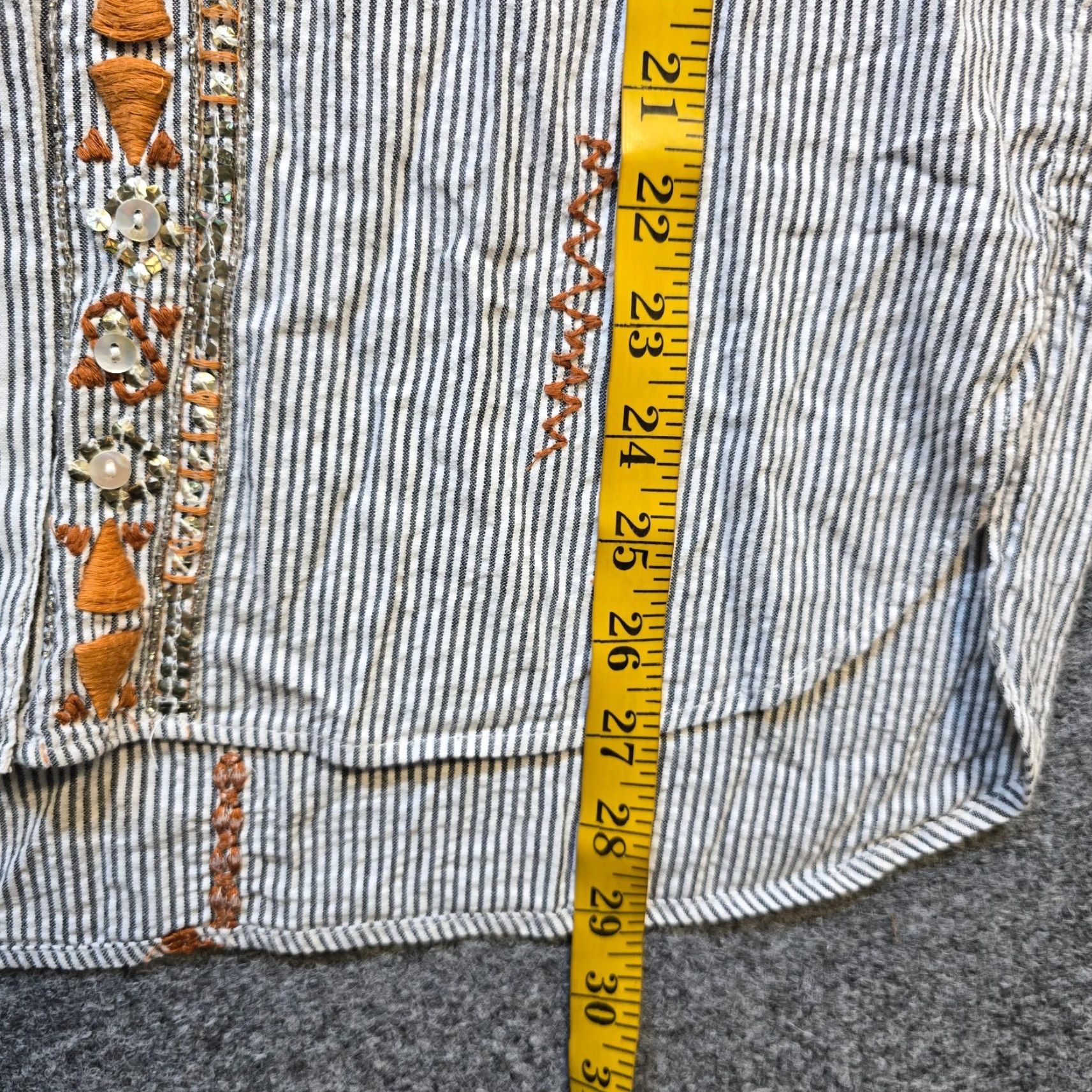 Zara Zara Blouse Womens M Gray Aztec Embroidery Button Casual Career Shirt Size M / US 6-8 / IT 42-44 - 7 Thumbnail