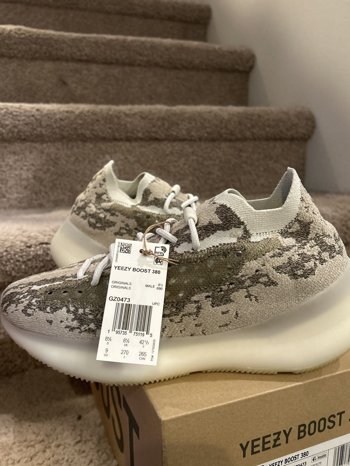 Adidas × Yeezy Pyrite Size US 9 / EU 42 - 7 Thumbnail