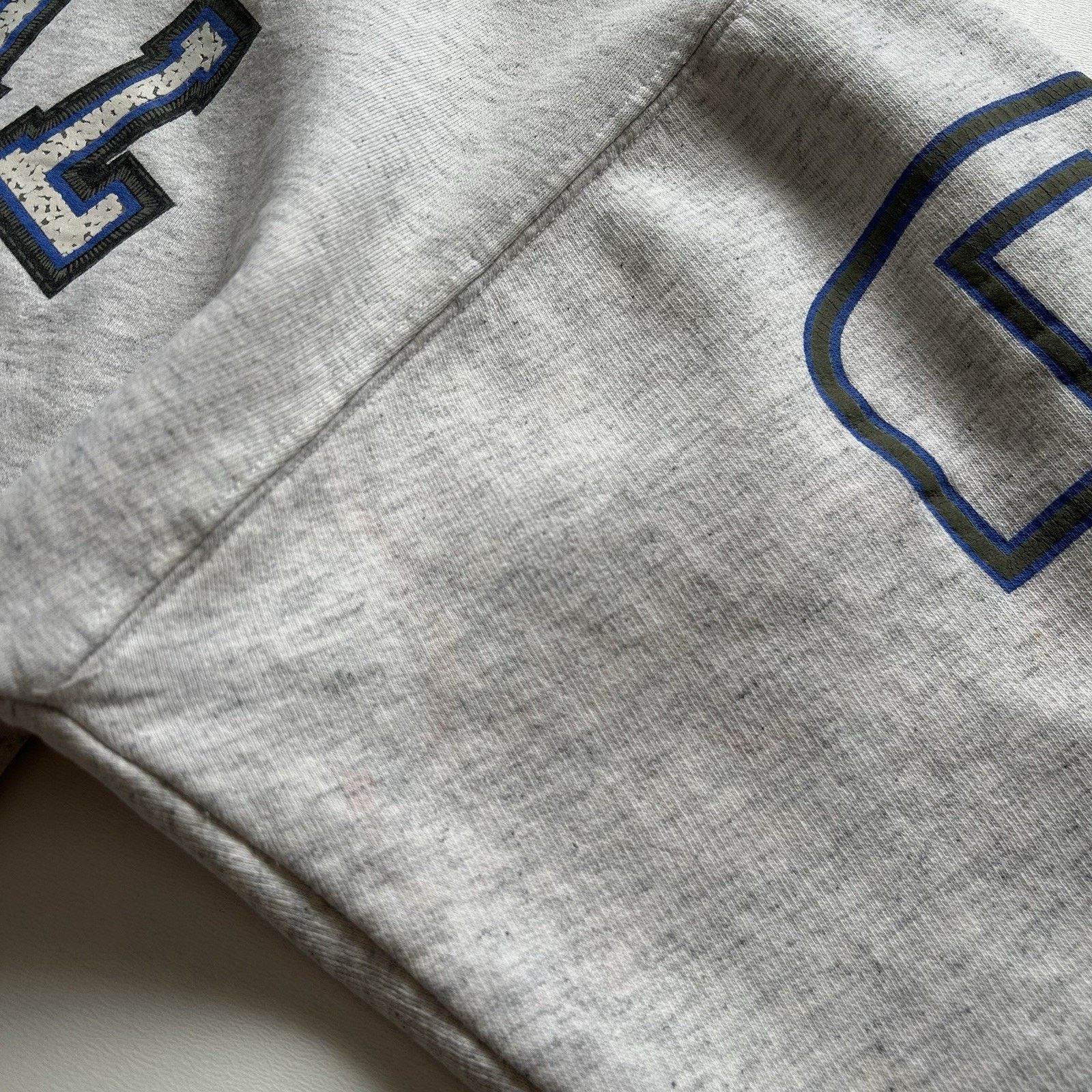 NBA × Reebok × Vintage Vintage Reebok Shaquille O'Neal Shaq Crewneck Medium Boxy Size US M / EU 48-50 / 2 - 14 Thumbnail