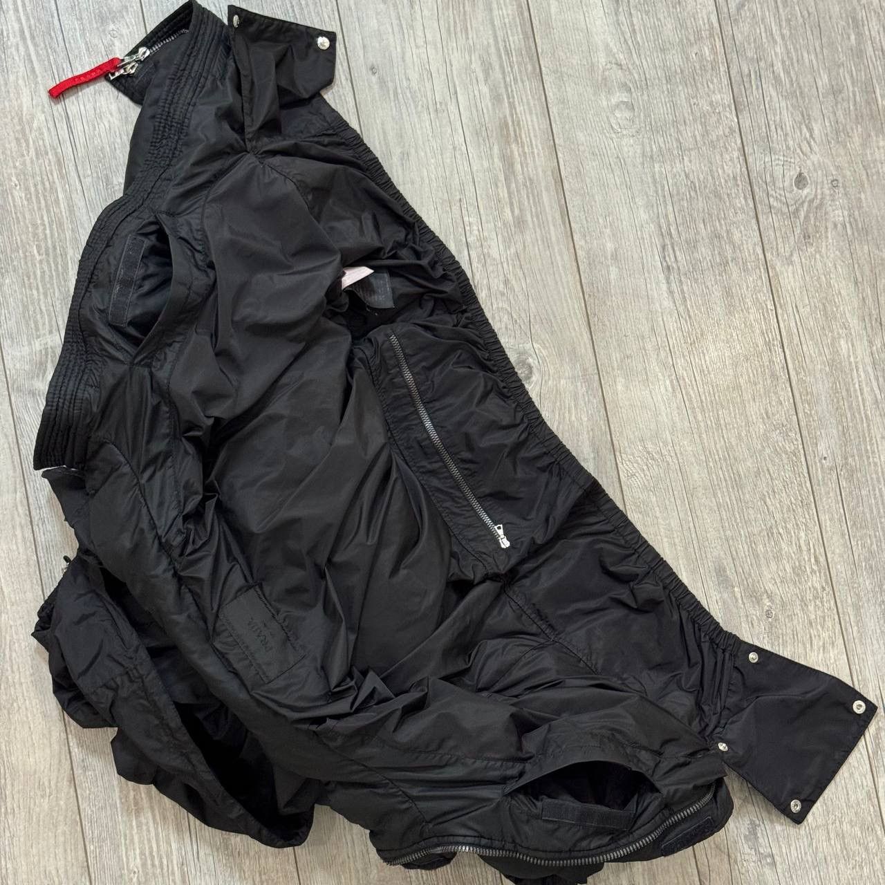 Prada Vintage PRADA Ski Down Jacket Size M / US 6-8 / IT 42-44 - 9 Thumbnail
