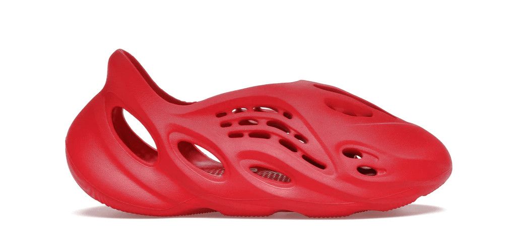 Adidas Yeezy Foam RNNR Vermillion Size US 5 / EU 37 - 1 Thumbnail