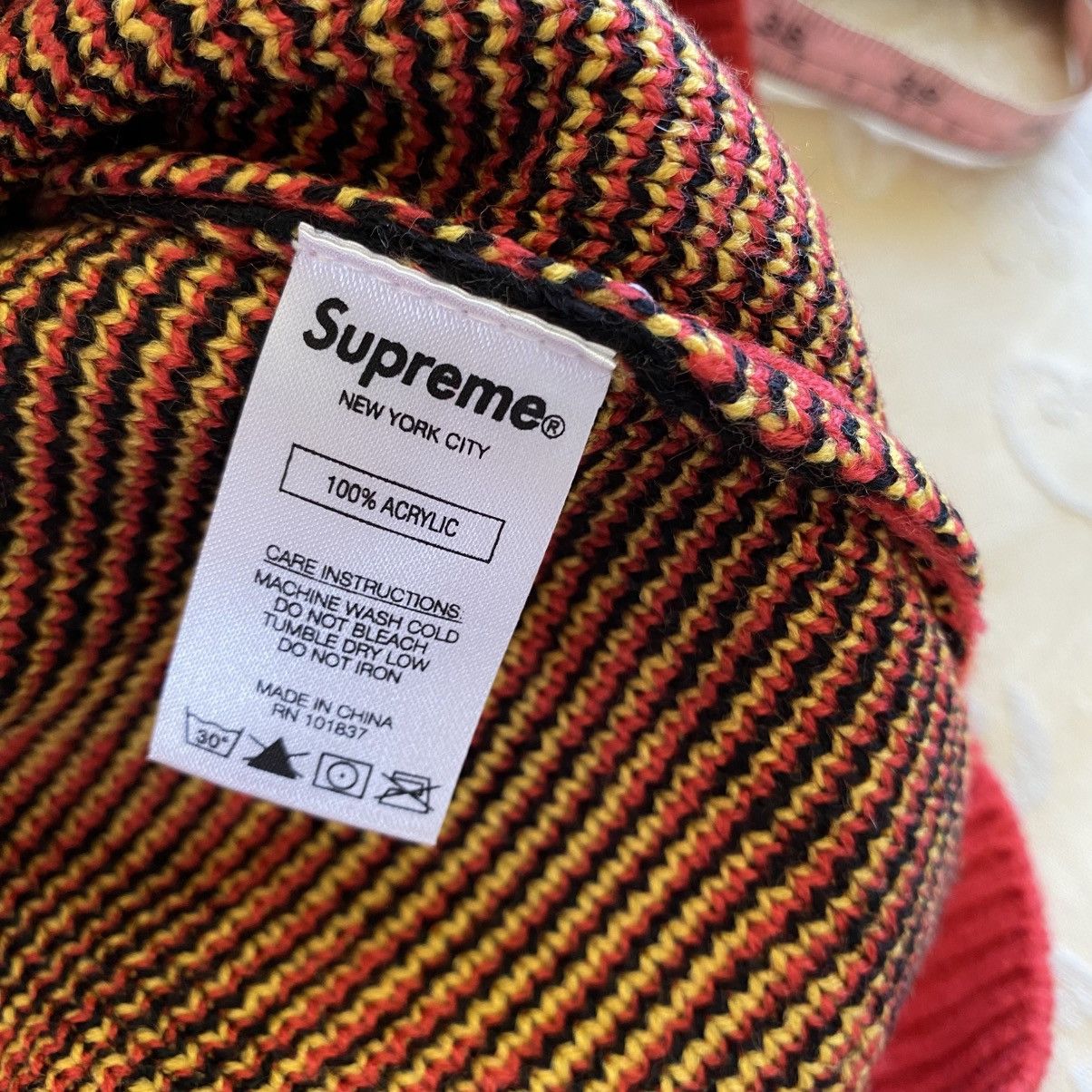 Supreme Supreme Tribal Camo Sweater Red 2019 Size US M / EU 48-50 / 2 - 6 Thumbnail