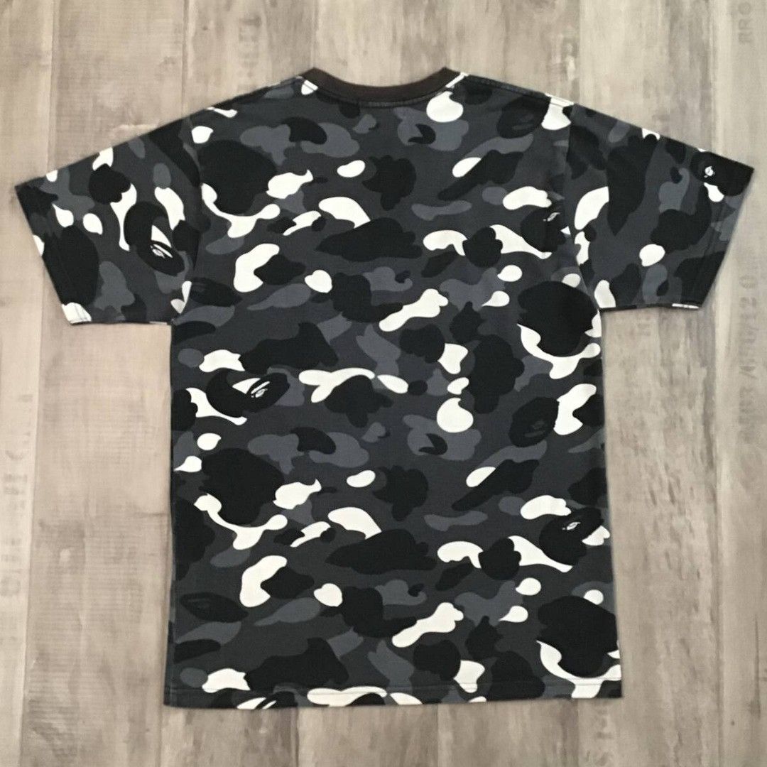 Bape 💫Glow in the dark💫 BAPE City camo APE HEAD T-shirt Size US M / EU 48-50 / 2 - 4 Thumbnail
