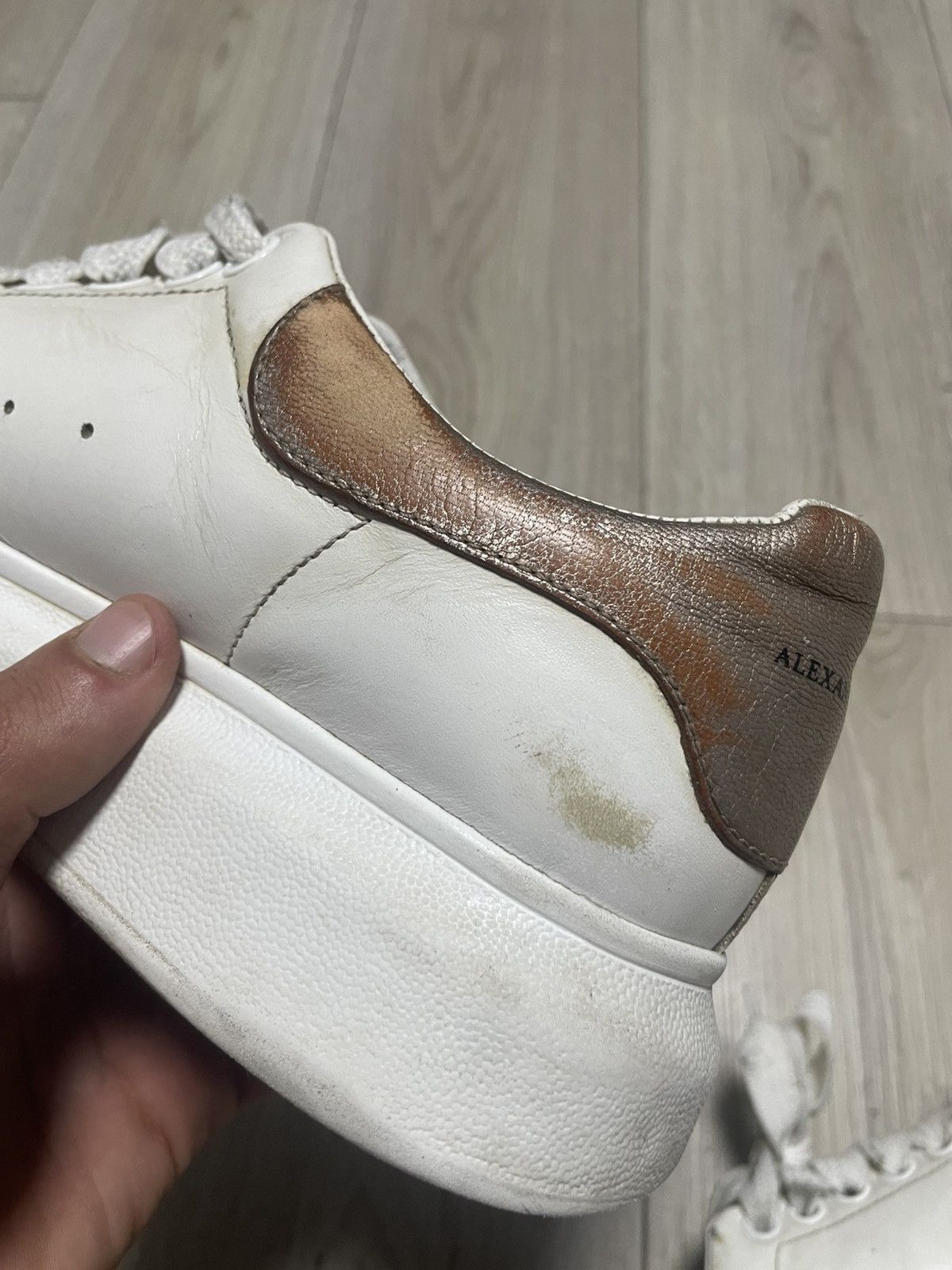 Alexander McQueen Alexander McQueen Basic Sneakers 462217 Unisex Size US 8 / IT 38 - 10 Thumbnail