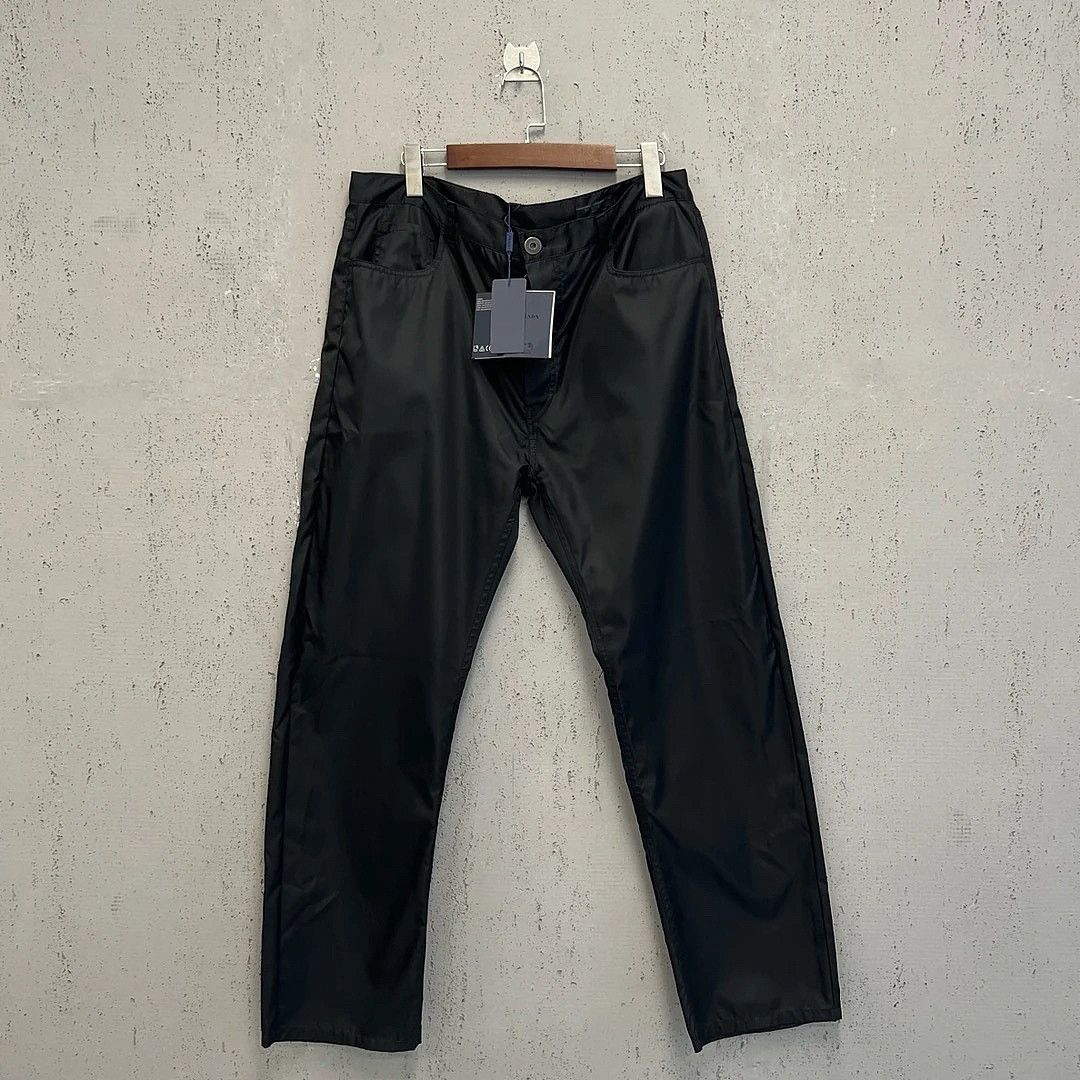 Prada Prada Re-Nylon Trousers Size 36 Size US 36 / EU 52 - 1 Thumbnail