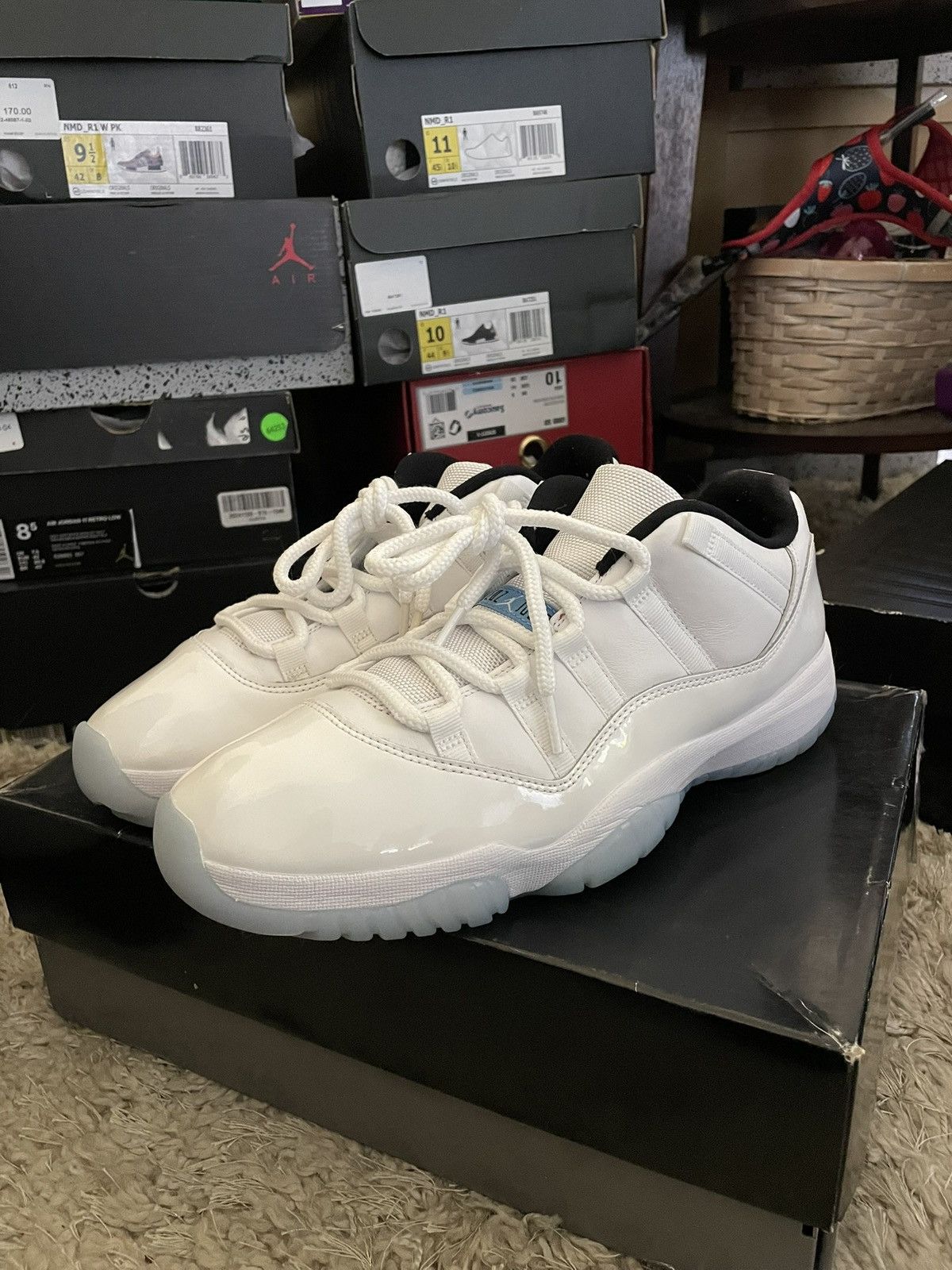 Jordan 11 low Legend blue sz 10.5