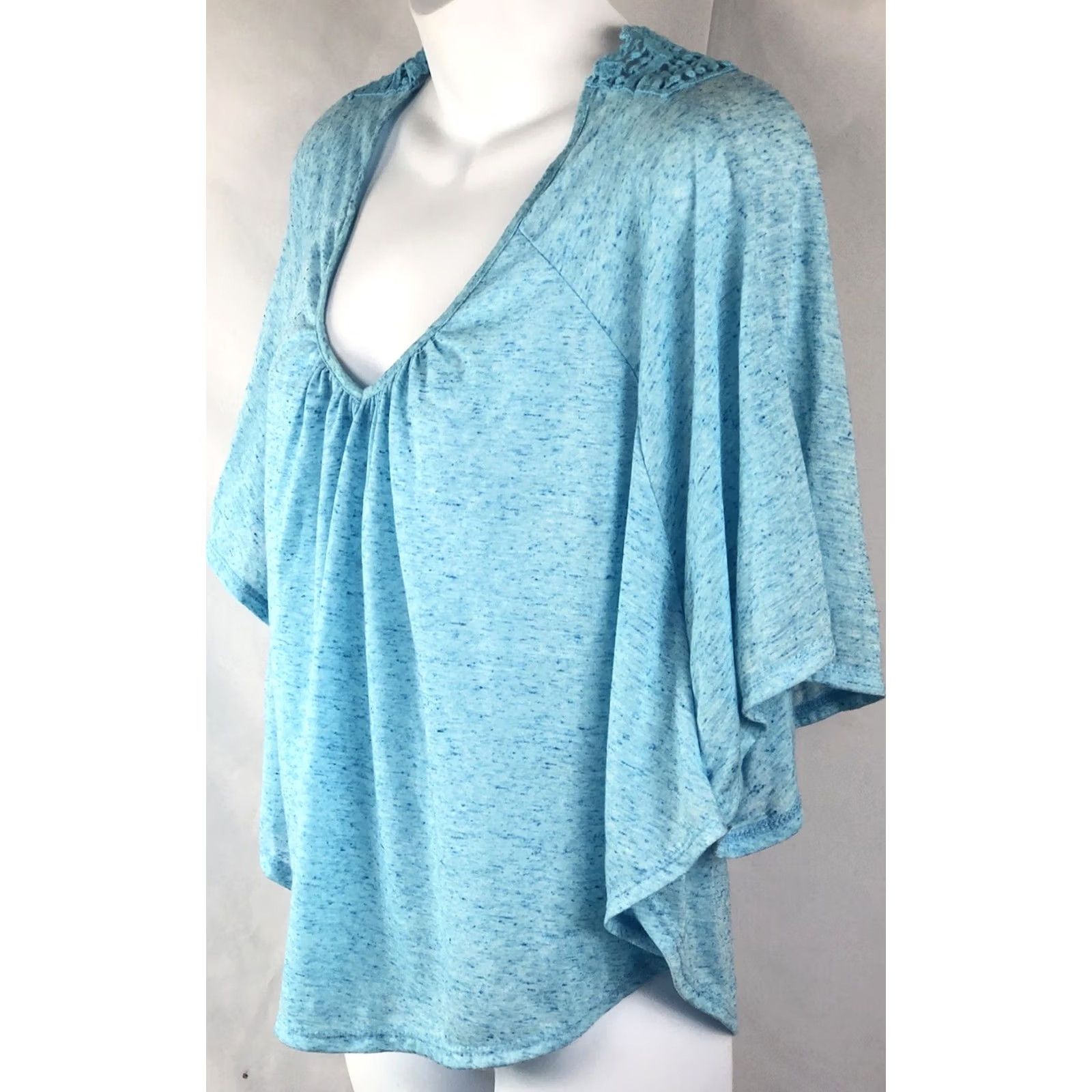 Vintage VINTAGE American dream Blouse Shirt S Blue V-Neck Cape Butterfly Sleeve Lace Back Womens - 80s 90s Glam Bohemian Retro Fashion Gem Size S / US 4 / IT 40 - 2 Thumbnail