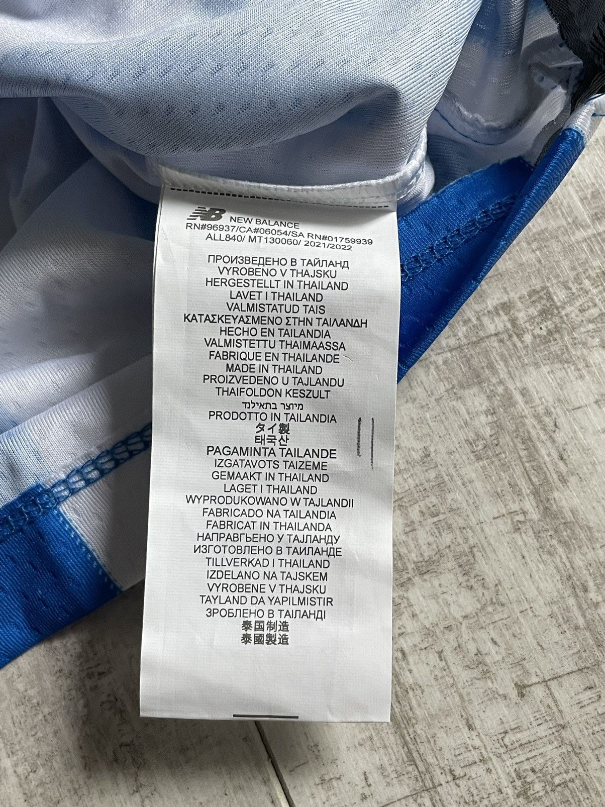 New Balance New Balance FC Porto 2022/2023 Home Football Shirt Jersey Size US M / EU 48-50 / 2 - 10 Thumbnail
