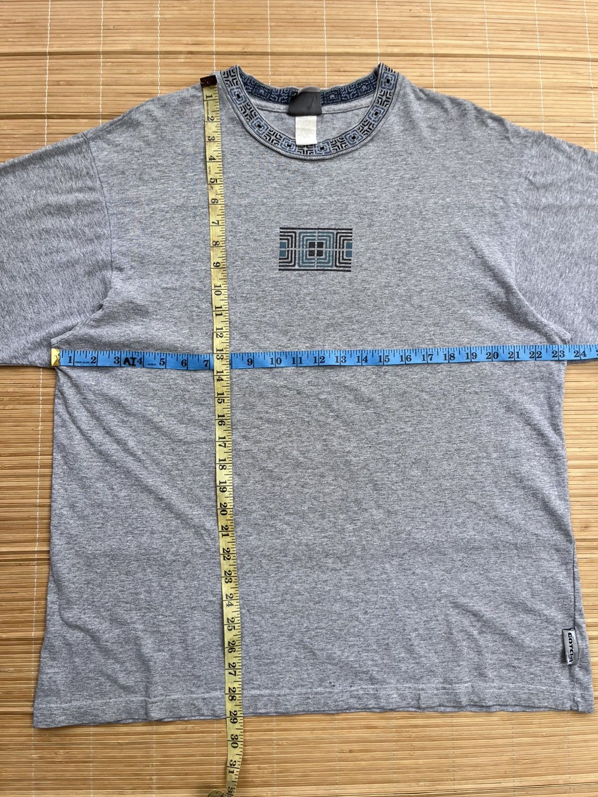 Gotcha Vintage 90s Gotcha Surf Jacquard collar center Logo Size US XL / EU 56 / 4 - 9 Thumbnail