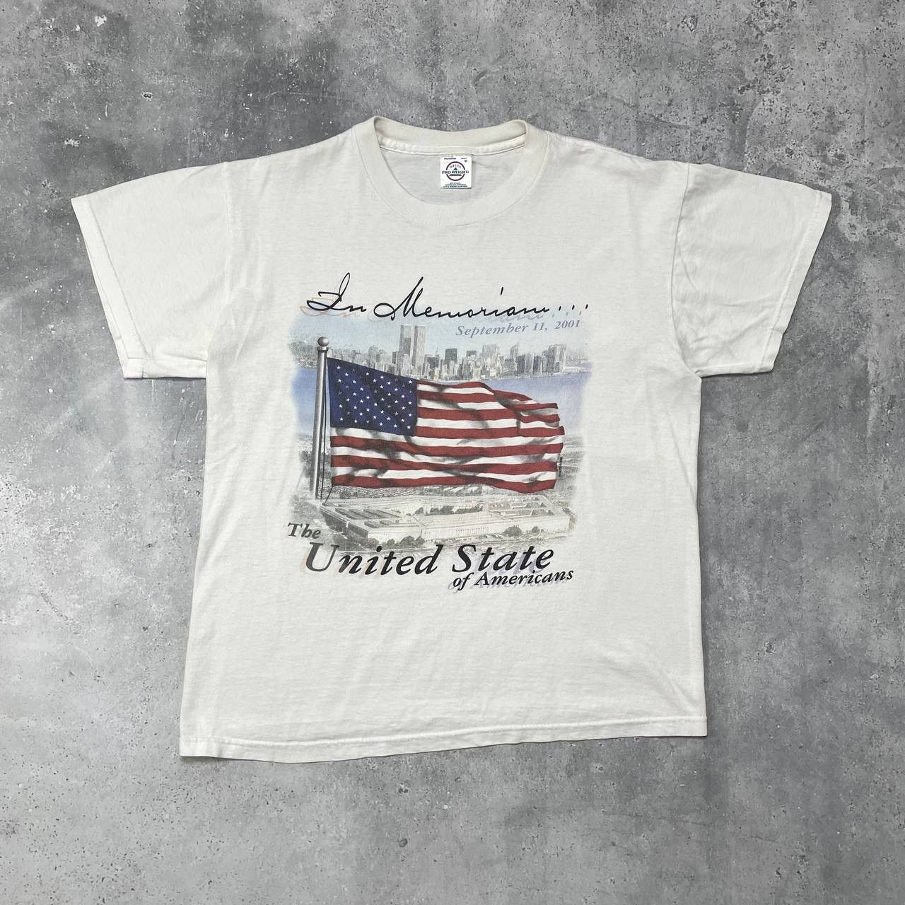 Vintage Vintage Memorial September 11th 2001 Twin Towers USA T Shirt Size US M / EU 48-50 / 2 - 1 Thumbnail