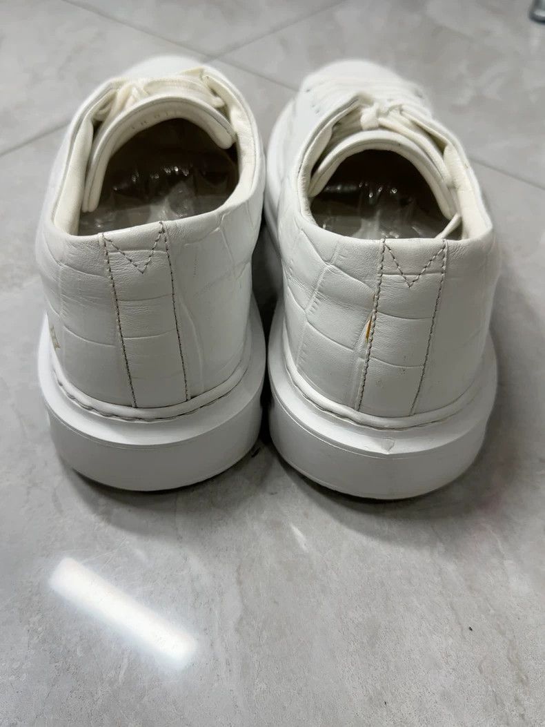 Louis Vuitton Louis Vuitton Alligator leather casual shoes board shoes Size US 8 / EU 41 - 4 Thumbnail