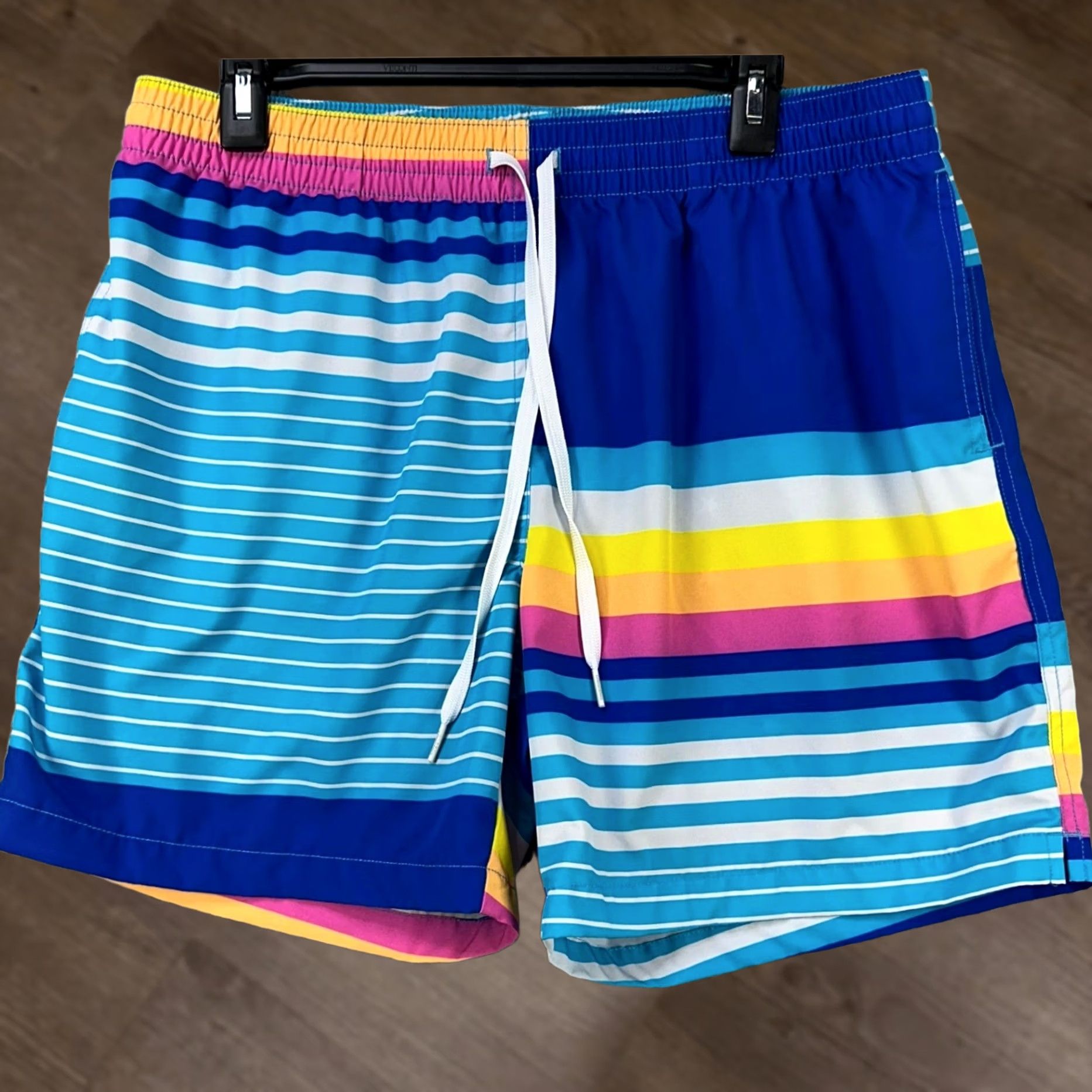 Chubbies Chubbies Mens Swim Trunks XL Blue Retro Stripes Drawstring Lined Board Shorts Size US 36 / EU 52 - 1 Thumbnail