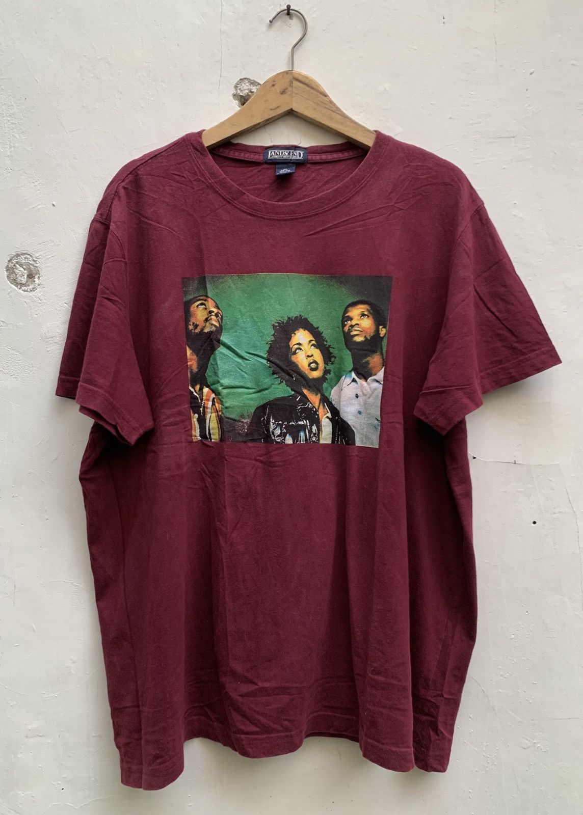 Rap Tees Vintage The Fugees greatest hits album cover Size US XL / EU 56 / 4 - 1 Thumbnail