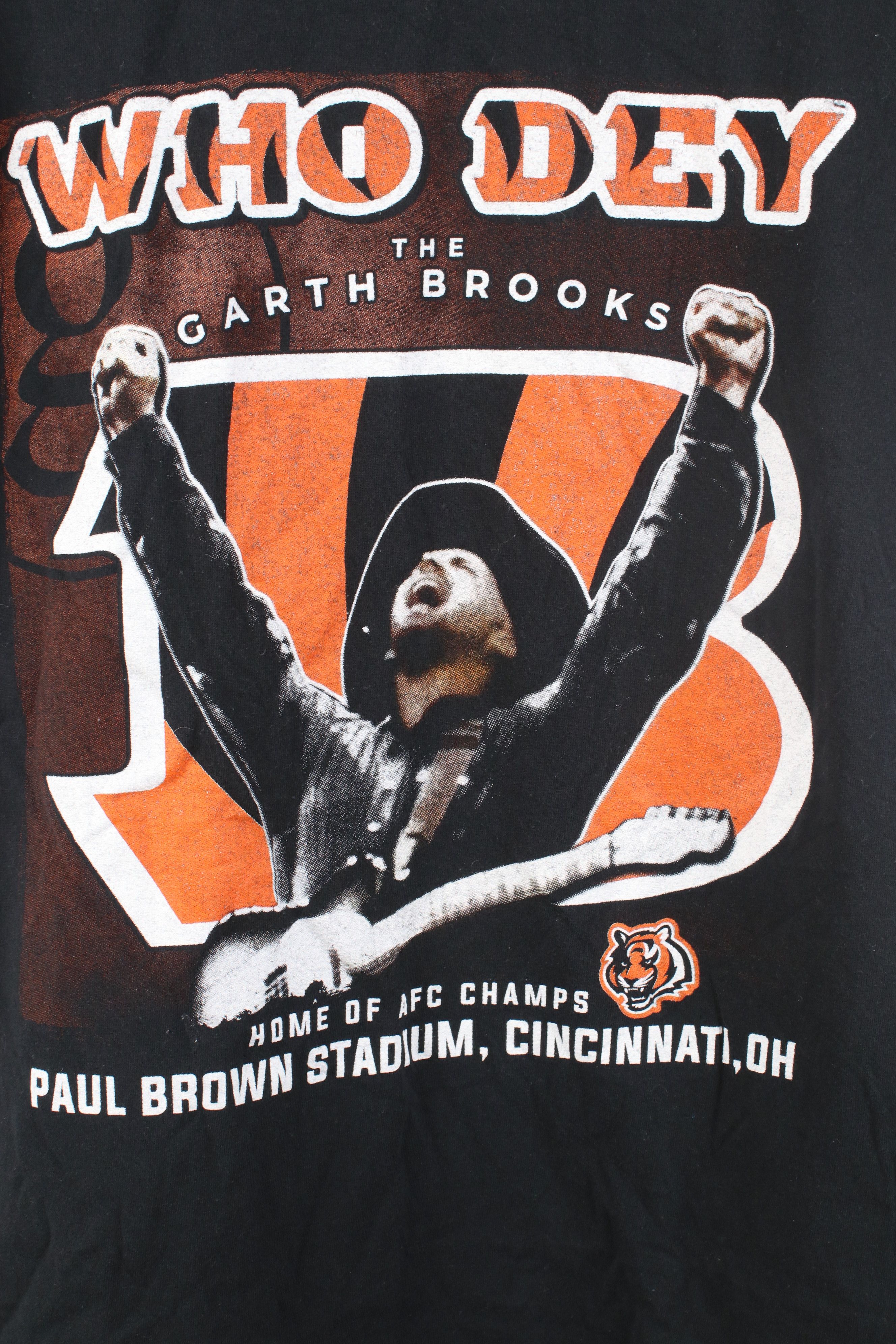 Vintage Y2K Garth Brooks Stadium Tour Band Concert T-Shirt Size US S / EU 44-46 / 1 - 4 Thumbnail