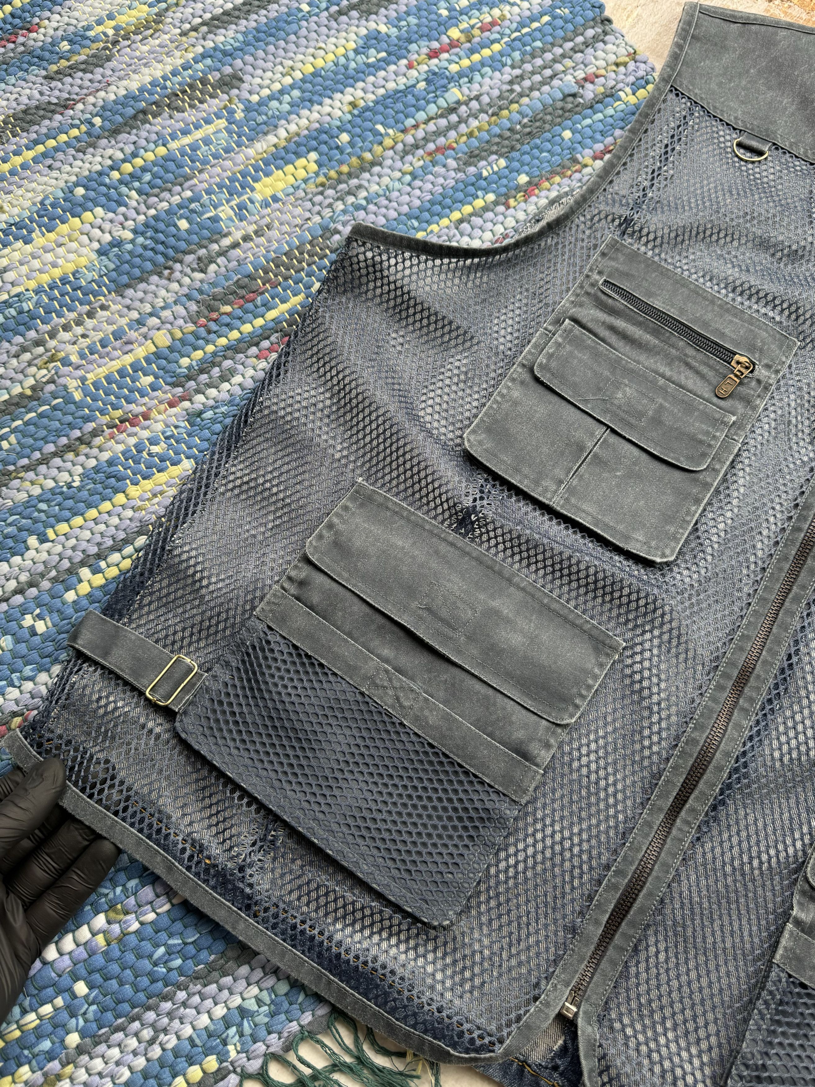 Vintage Vintage Multi-Pocket Mesh Vest A726(95) Size US XXL / EU 58 / 5 - 4 Thumbnail