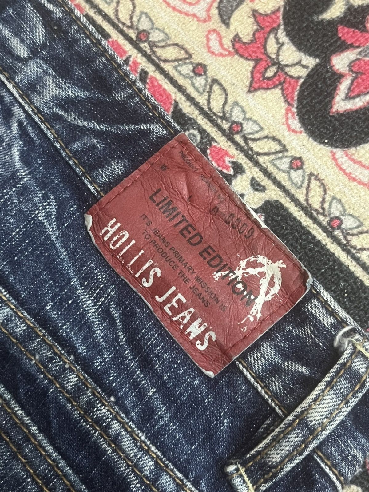 If Six Was Nine Japanese Brand Hollis Blue Cracked Washed Ripped Flare Jeans Size 28" / US 6 / IT 42 - 7 Thumbnail