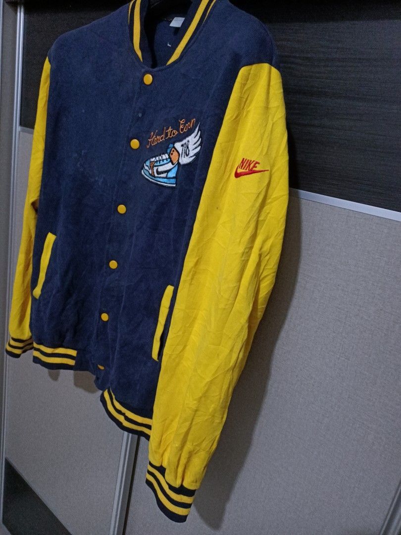Nike Nike hard to earn varsity jacket Size US M / EU 48-50 / 2 - 3 Thumbnail