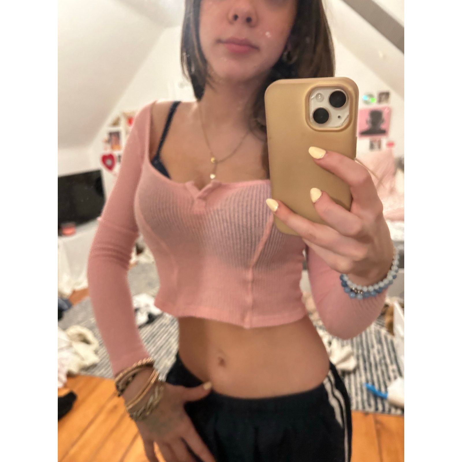Urban Outfitters pink knitted crop top Size XS / US 0-2 / IT 36-38 - 2 Thumbnail