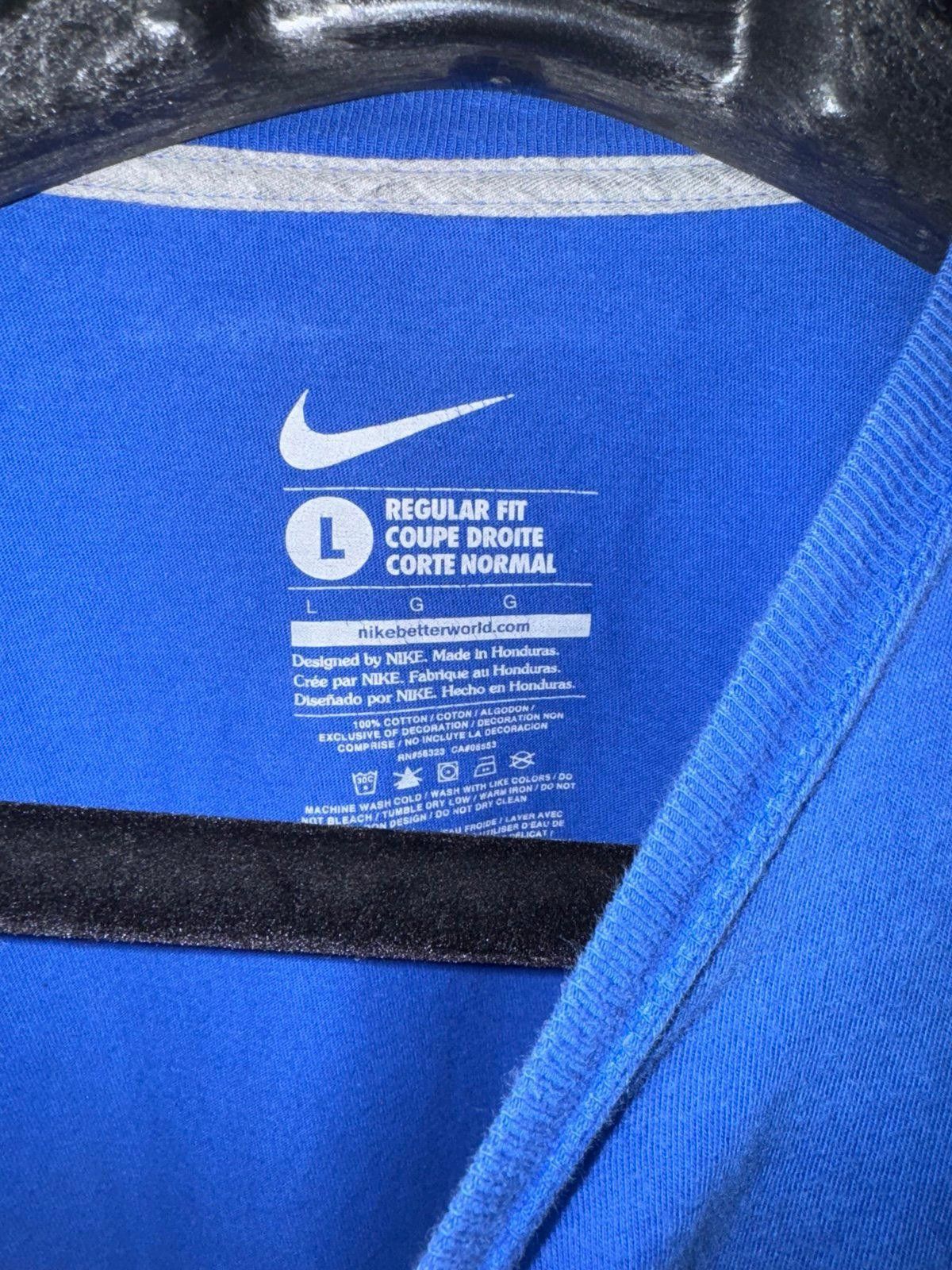 Nike Vintage Y2K Nike Soccer Sports T-Shirt Blue Sz L Rare Size US L / EU 52-54 / 3 - 4 Thumbnail