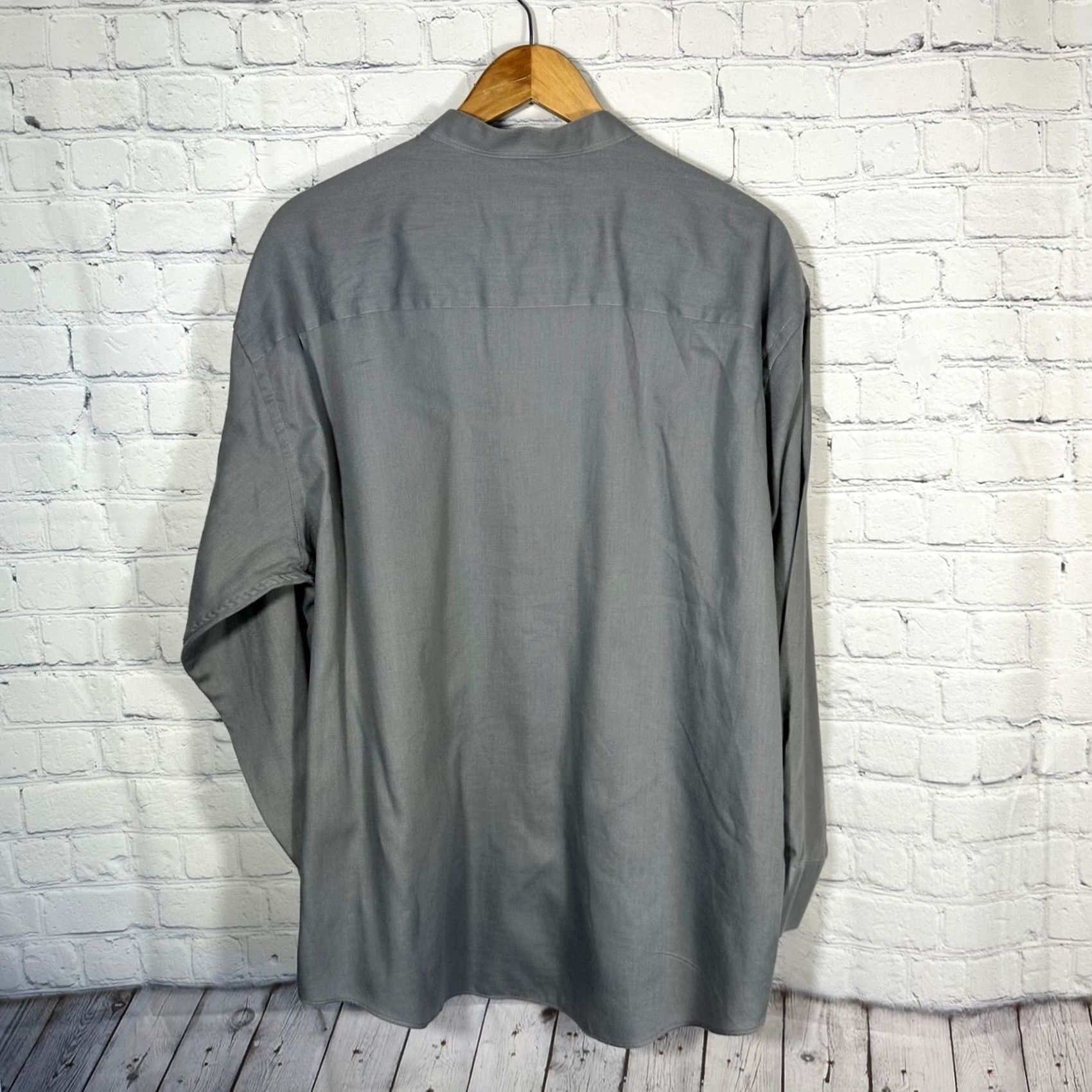 Yves Saint Laurent VINTAGE Yves Saint Laurent Mens Grey Mandarin Collar Button Down Shirt XL 17 32-33 YSL Size US XL / EU 56 / 4 - 5 Thumbnail