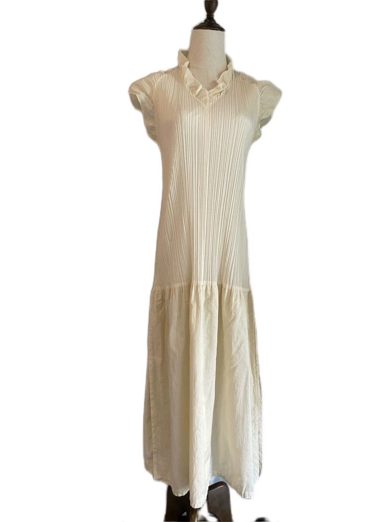 Issey Miyake Issey Miyake size:2 White pleated dress Size M / US 6-8 / IT 42-44 - 7 Thumbnail