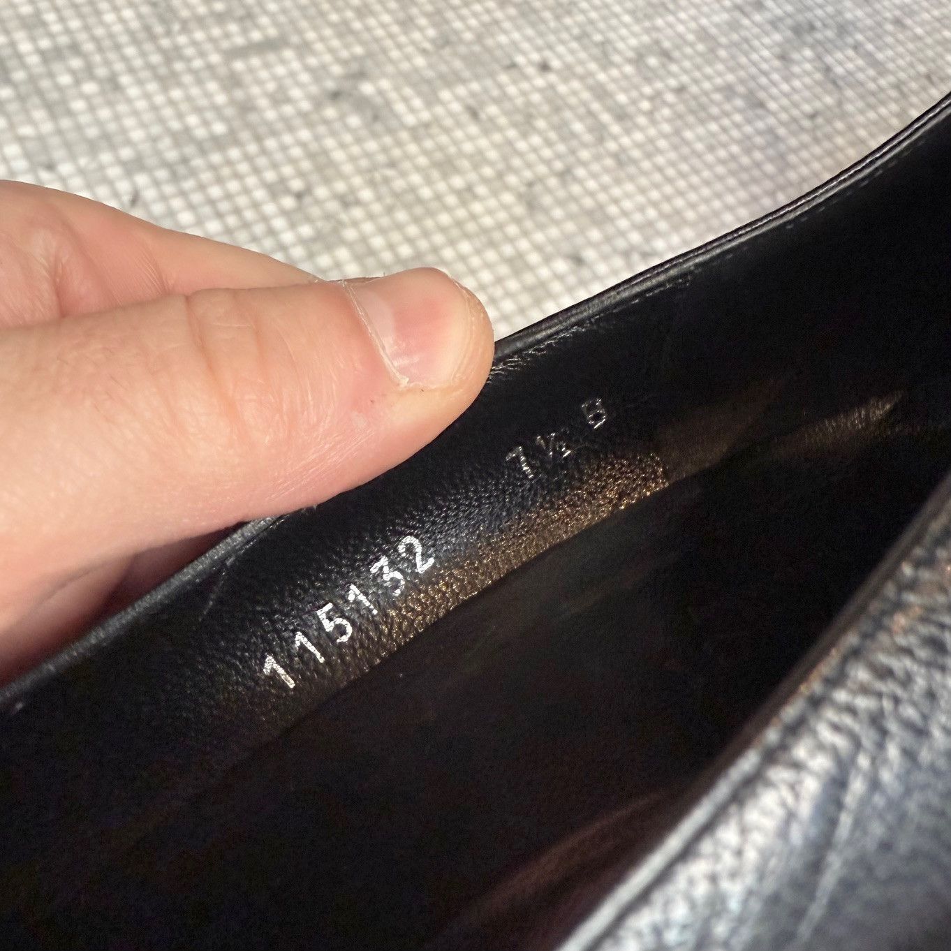 Gucci Gucci Black Leather Web Stripe Interlocking GG Pumps Size US 7.5 / IT 37.5 - 11 Thumbnail