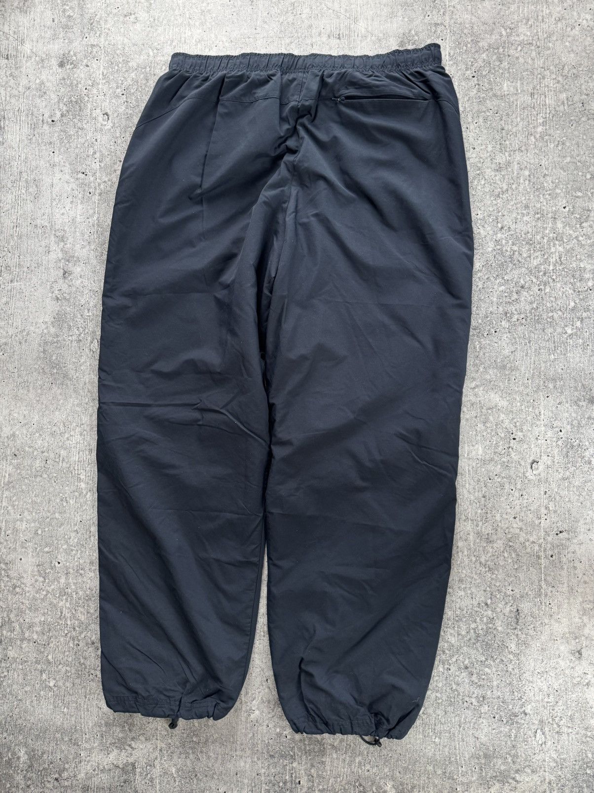 Nike Nike Vintage Nylon TrackPants Joggers Y2K Navy Drill XXL Size US 38 / EU 54 - 6 Thumbnail