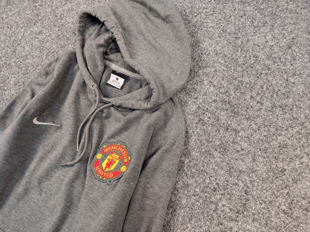 Nike Vintage Nike x Manchester United Logo Gray Hoodie Size US M / EU 48-50 / 2 - 4 Thumbnail