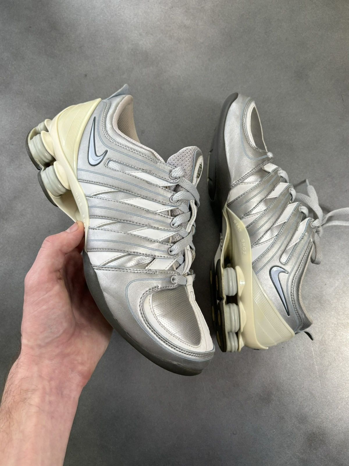 Nike 2006 Nike Shox MC 2000s Vintage 313764-041 Y2K Ballerina Wmn Size US 9.5 / IT 39.5 - 1 Thumbnail
