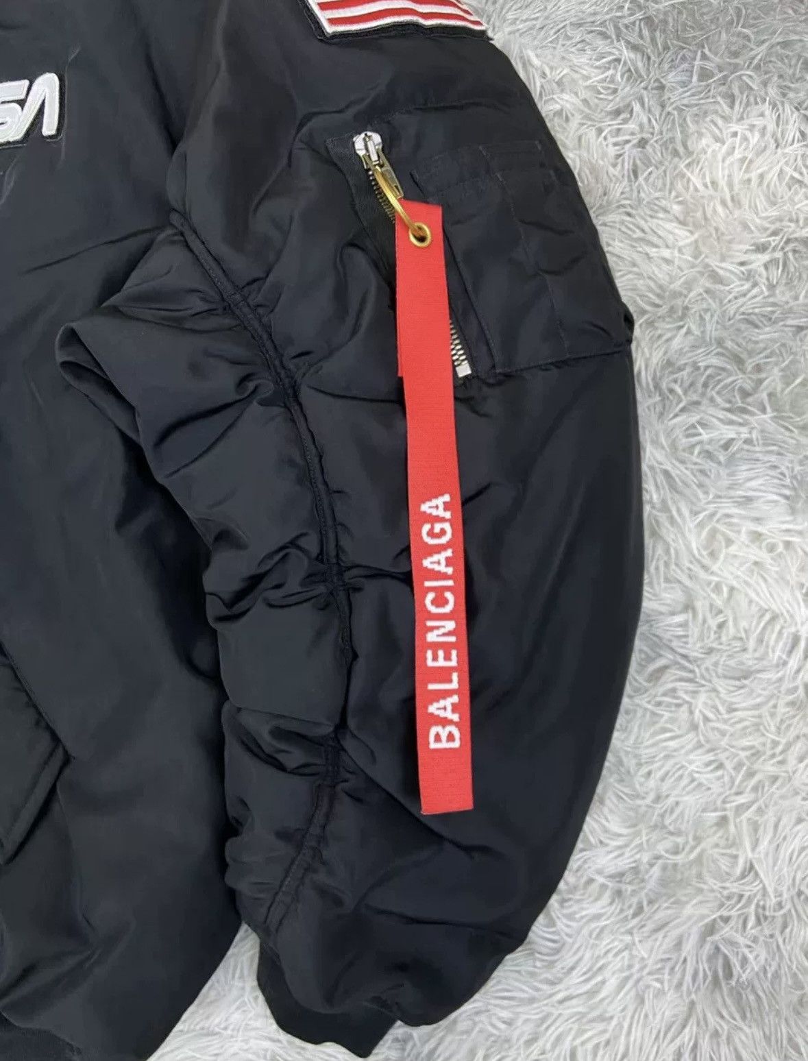Balenciaga Balenciaga nasa bomber Size US S / EU 44-46 / 1 - 3 Thumbnail